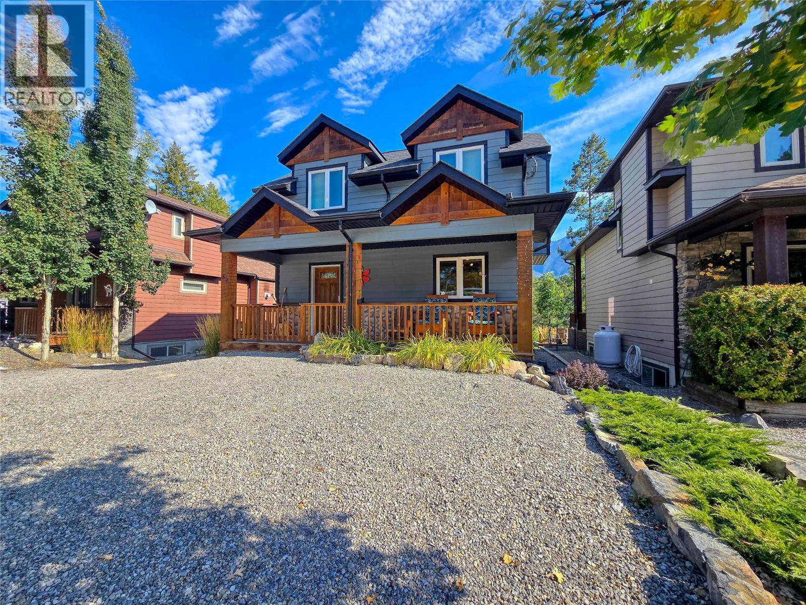 4868 Riverview Drive Unit# 81, Edgewater, British Columbia  V0A 1E0 - Photo 4 - 10401483