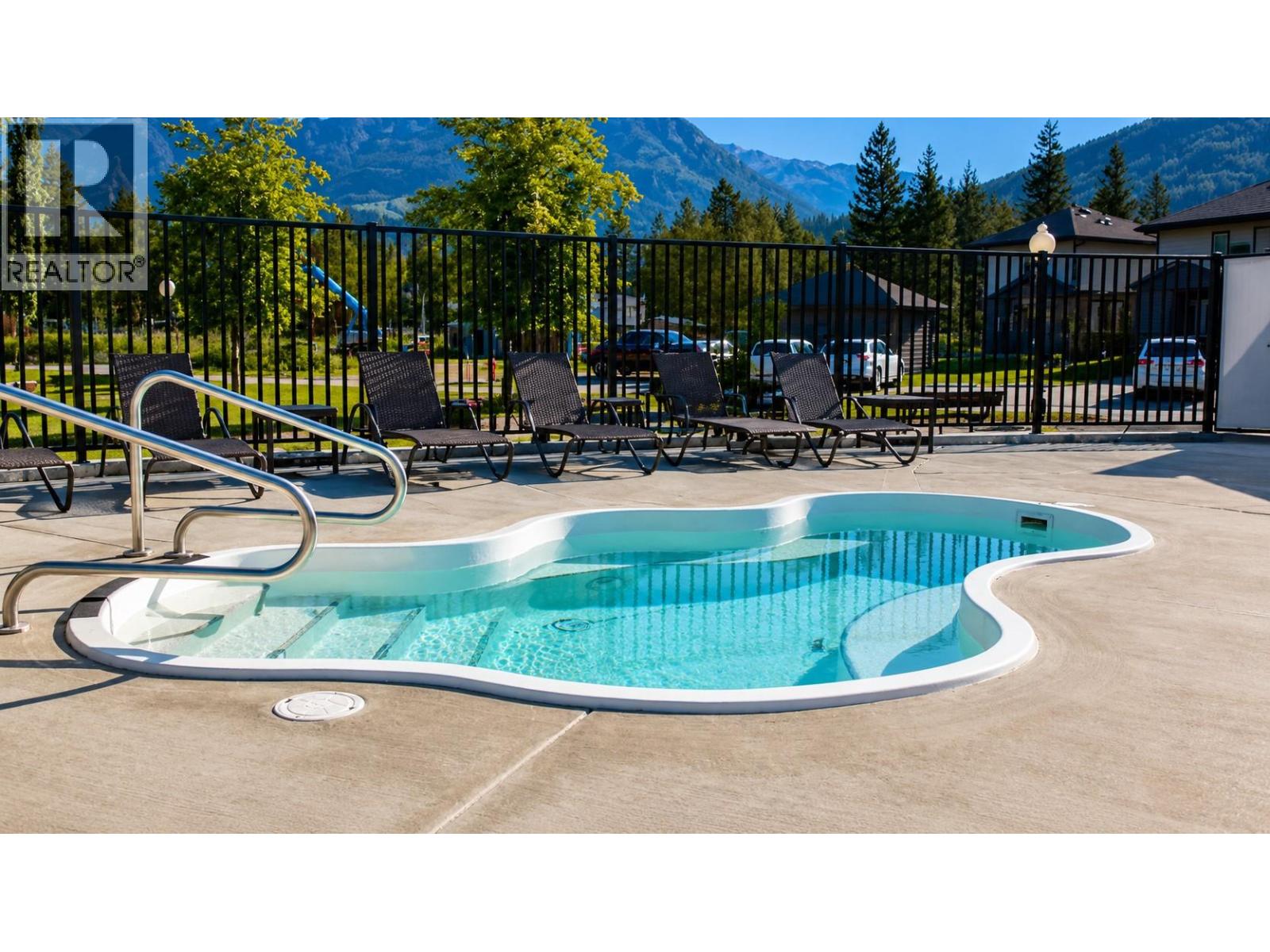 700 Bighorn Boulevard Unit# 735 P, Radium Hot Springs, British Columbia  V0A 1M0 - Photo 66 - 10401380