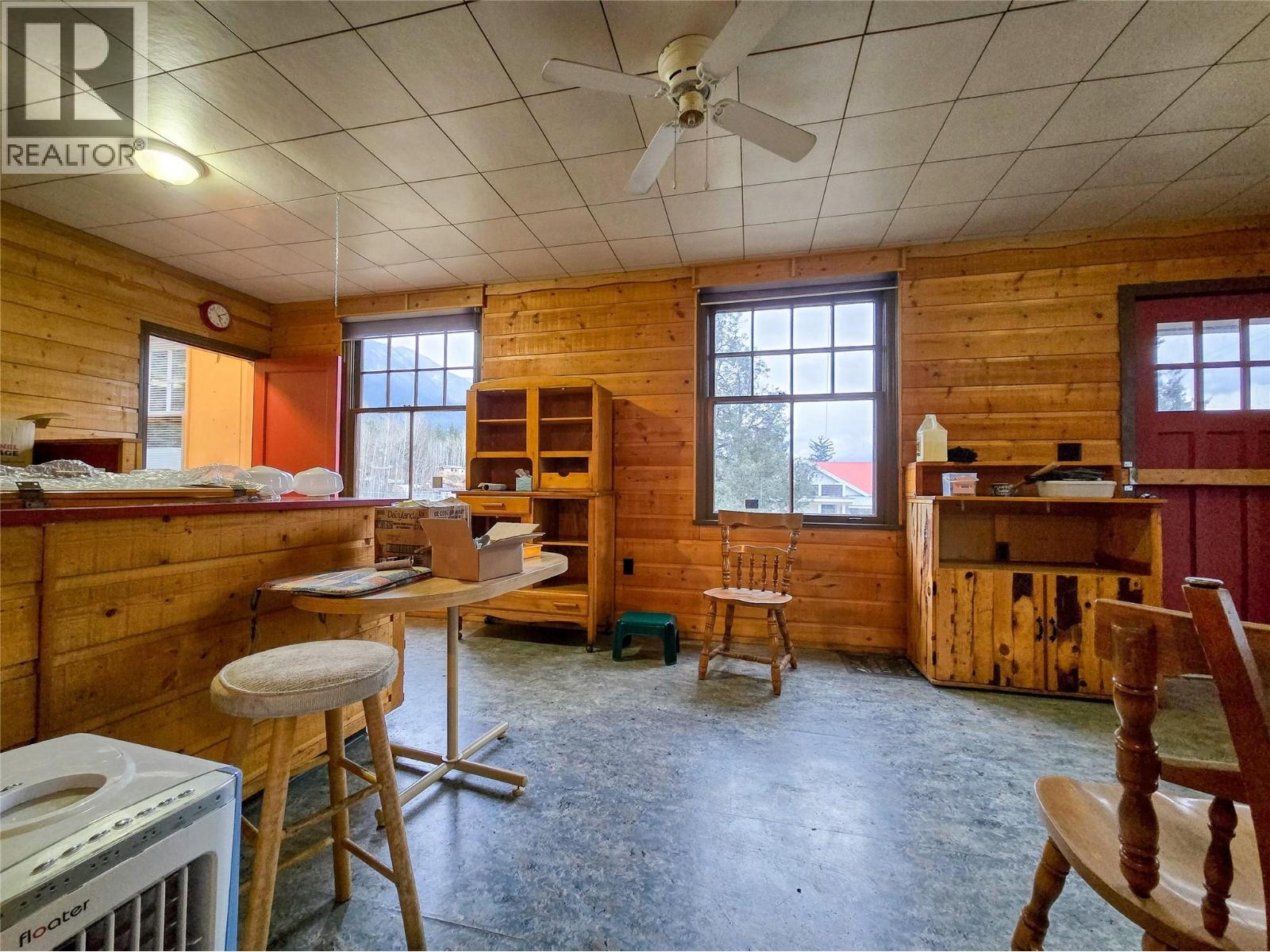 970 95 Highway, Spillimacheen, British Columbia  V0A 1P0 - Photo 18 - 10400750