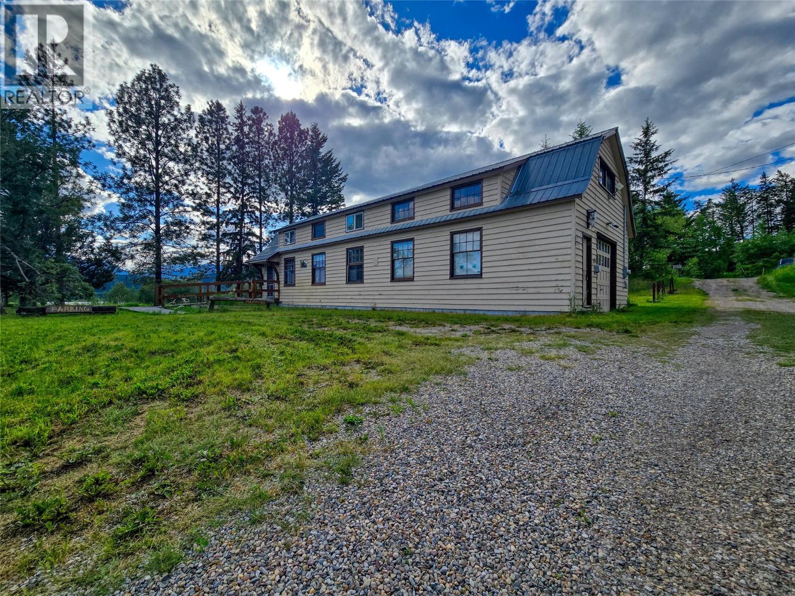 970 95 Highway, Spillimacheen, British Columbia  V0A 1P0 - Photo 9 - 10400750