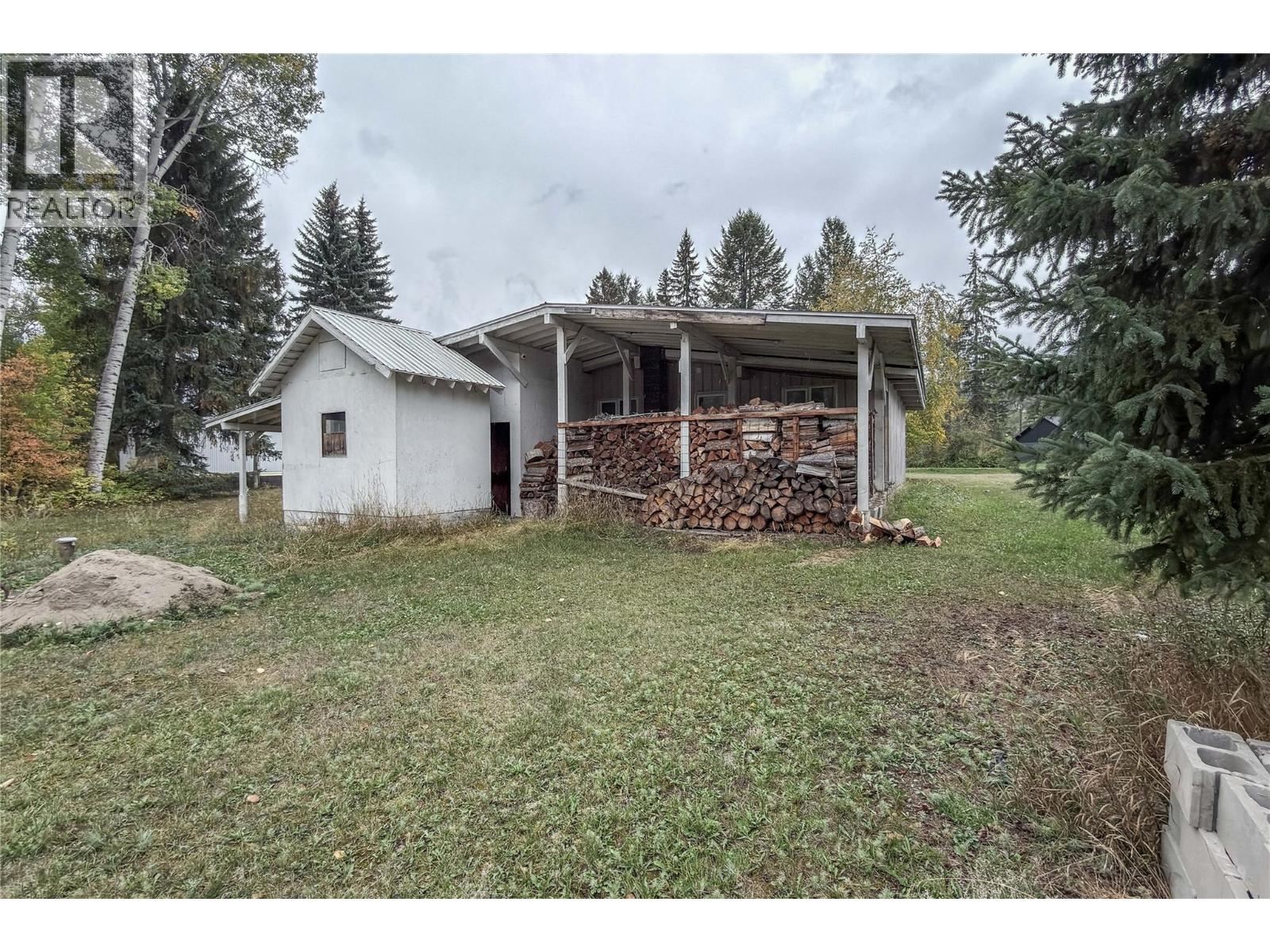 909 Ryter Road W, Golden, British Columbia  V0A 1H2 - Photo 25 - 10402026