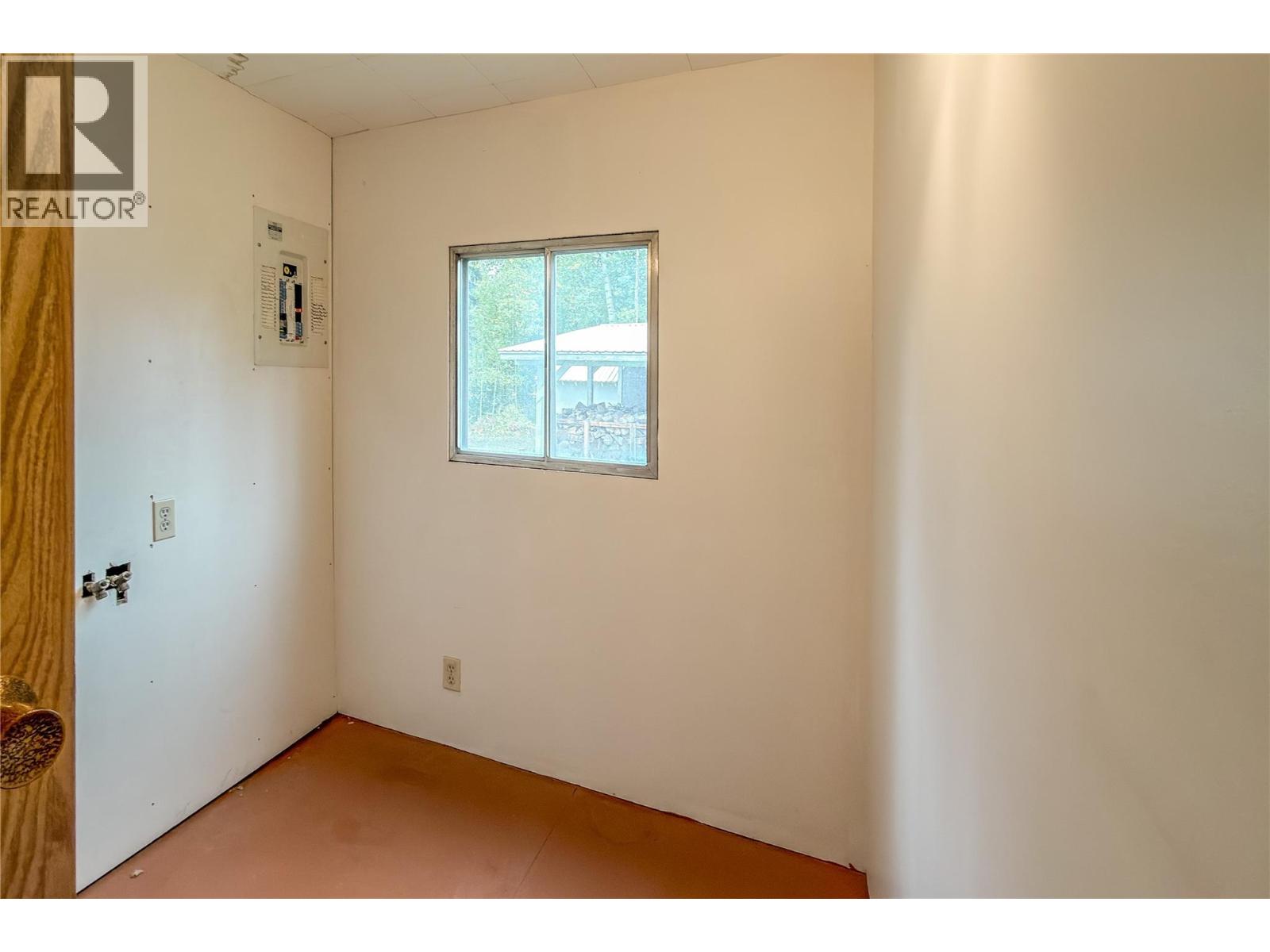 909 Ryter Road W, Golden, British Columbia  V0A 1H2 - Photo 41 - 10402026
