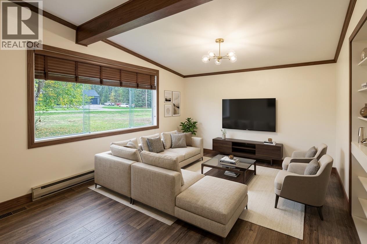 909 Ryter Road W, Golden, British Columbia  V0A 1H2 - Photo 8 - 10402026