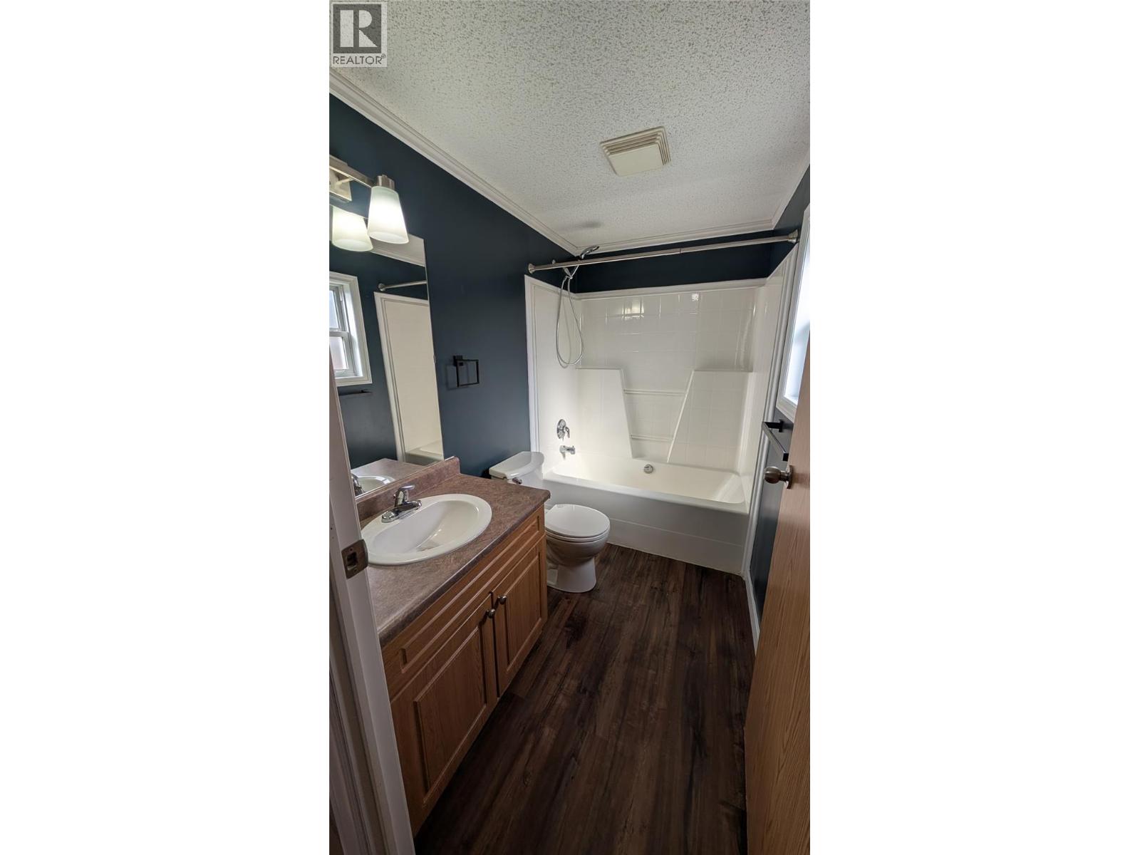 4811 Crescentwood Drive, Edgewater, British Columbia  V0A 1E0 - Photo 18 - 10402139