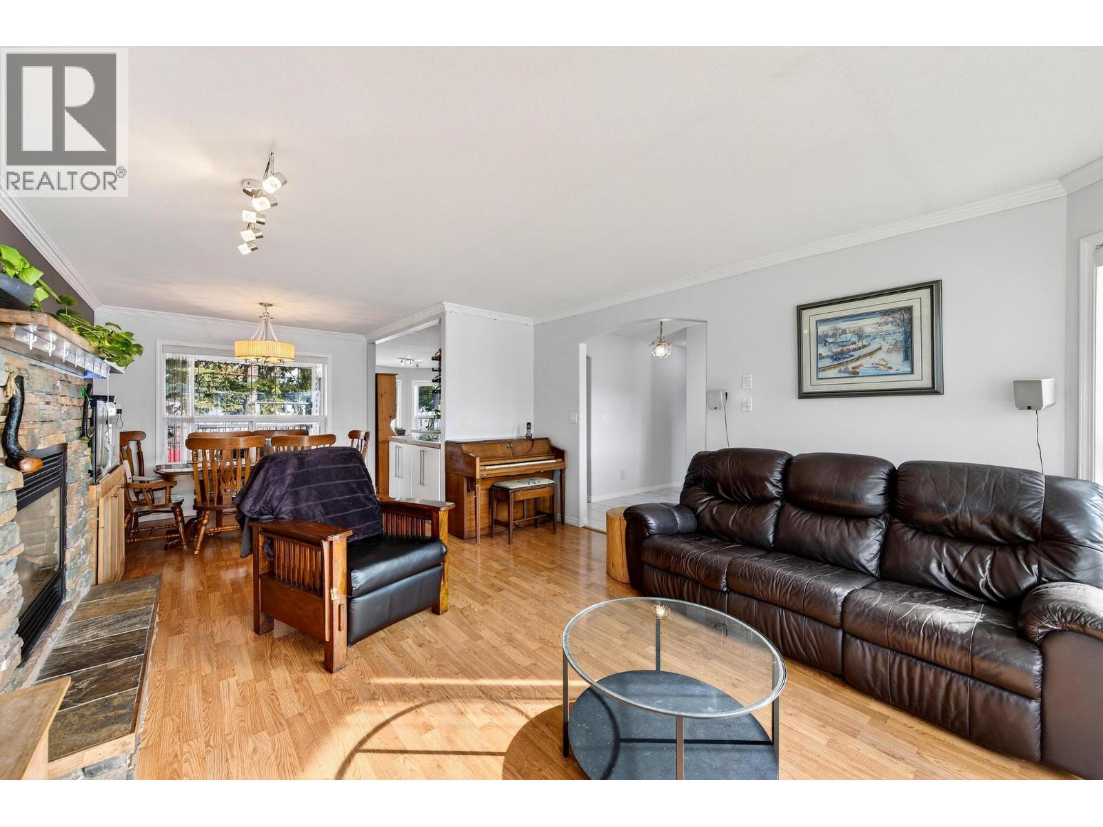 1505 Cedar Street, Golden, British Columbia  V0A 1H6 - Photo 13 - 10402236