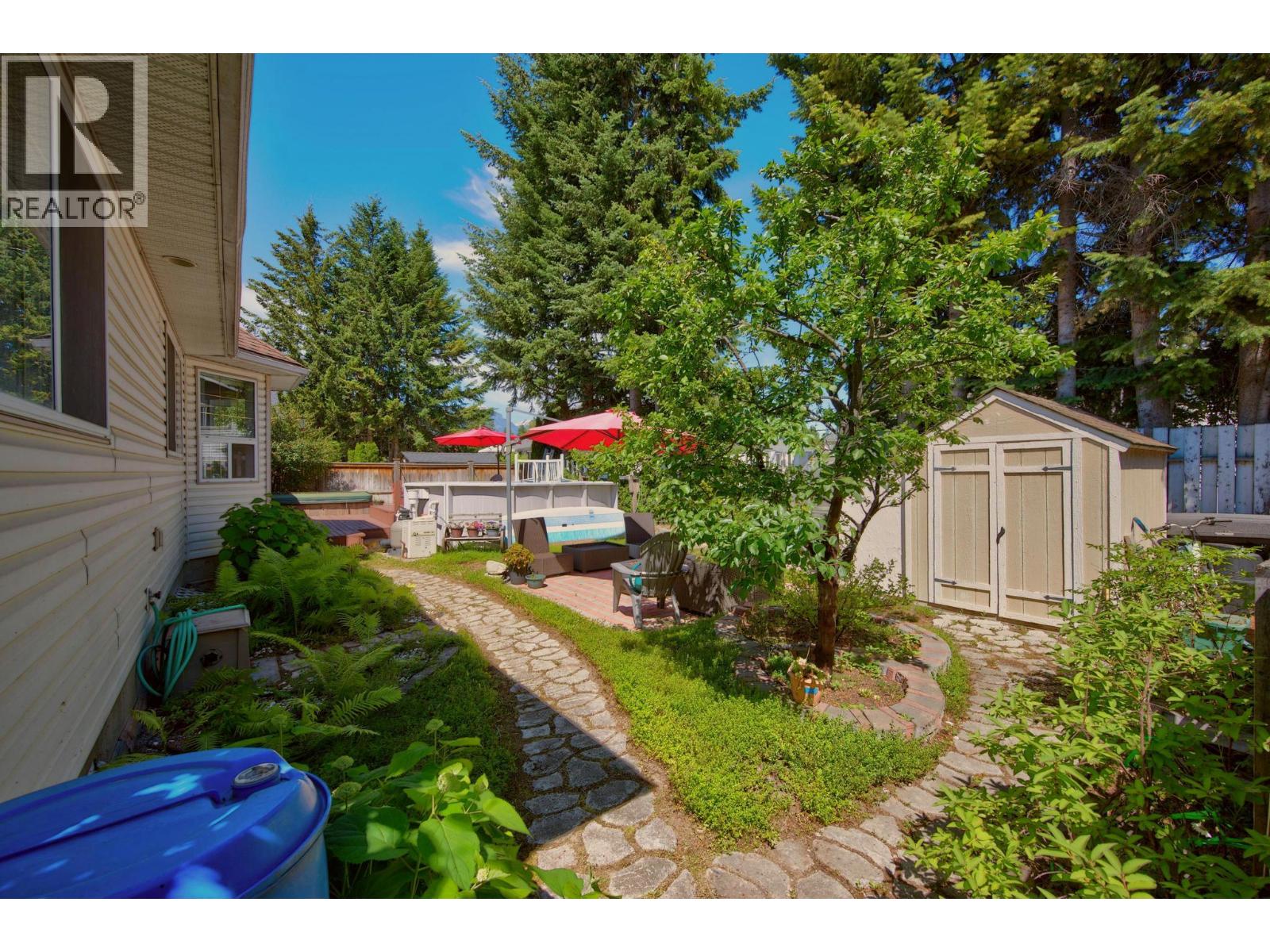 1505 Cedar Street, Golden, British Columbia  V0A 1H6 - Photo 72 - 10402236