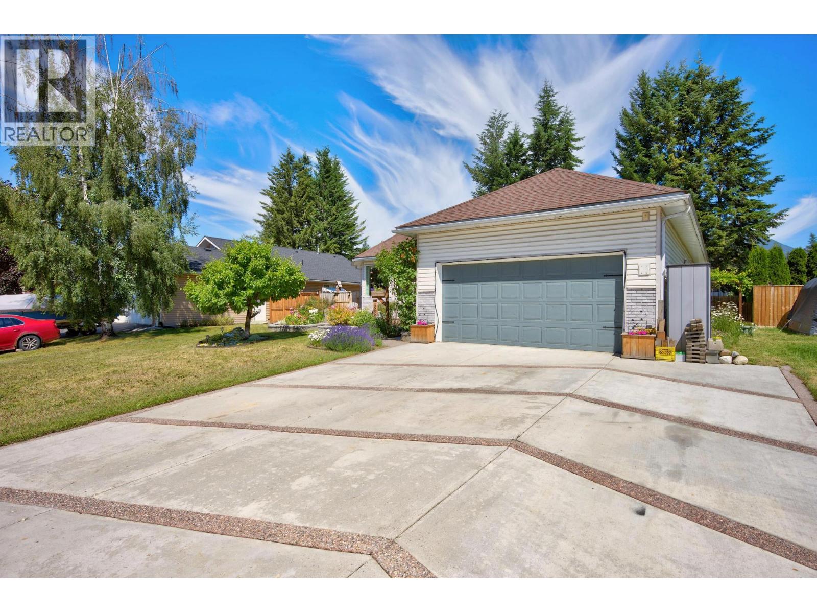 1505 Cedar Street, Golden, British Columbia  V0A 1H6 - Photo 83 - 10402236