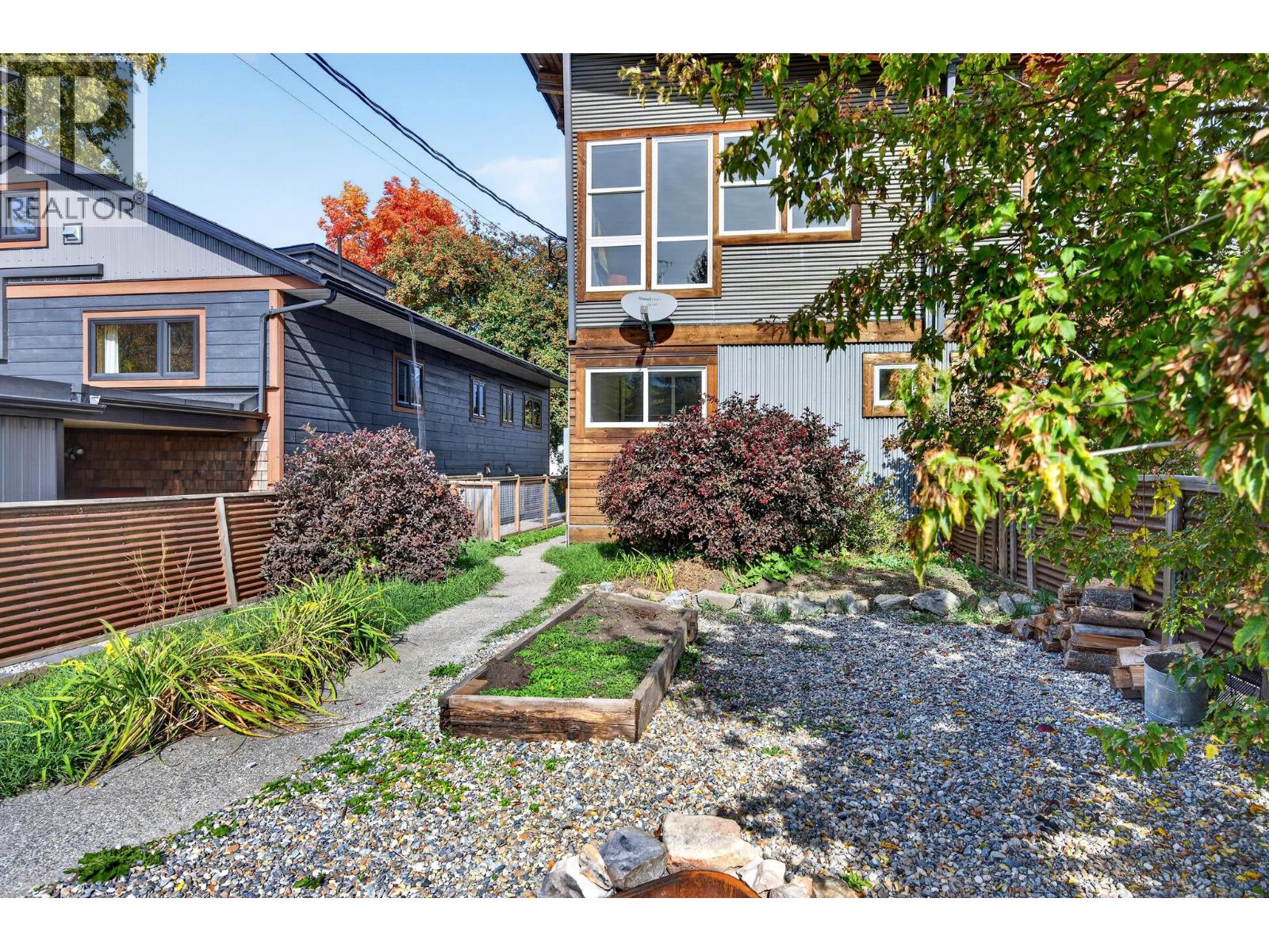 504 A 10th Street S, Golden, British Columbia  V0A 1H0 - Photo 3 - 10398473