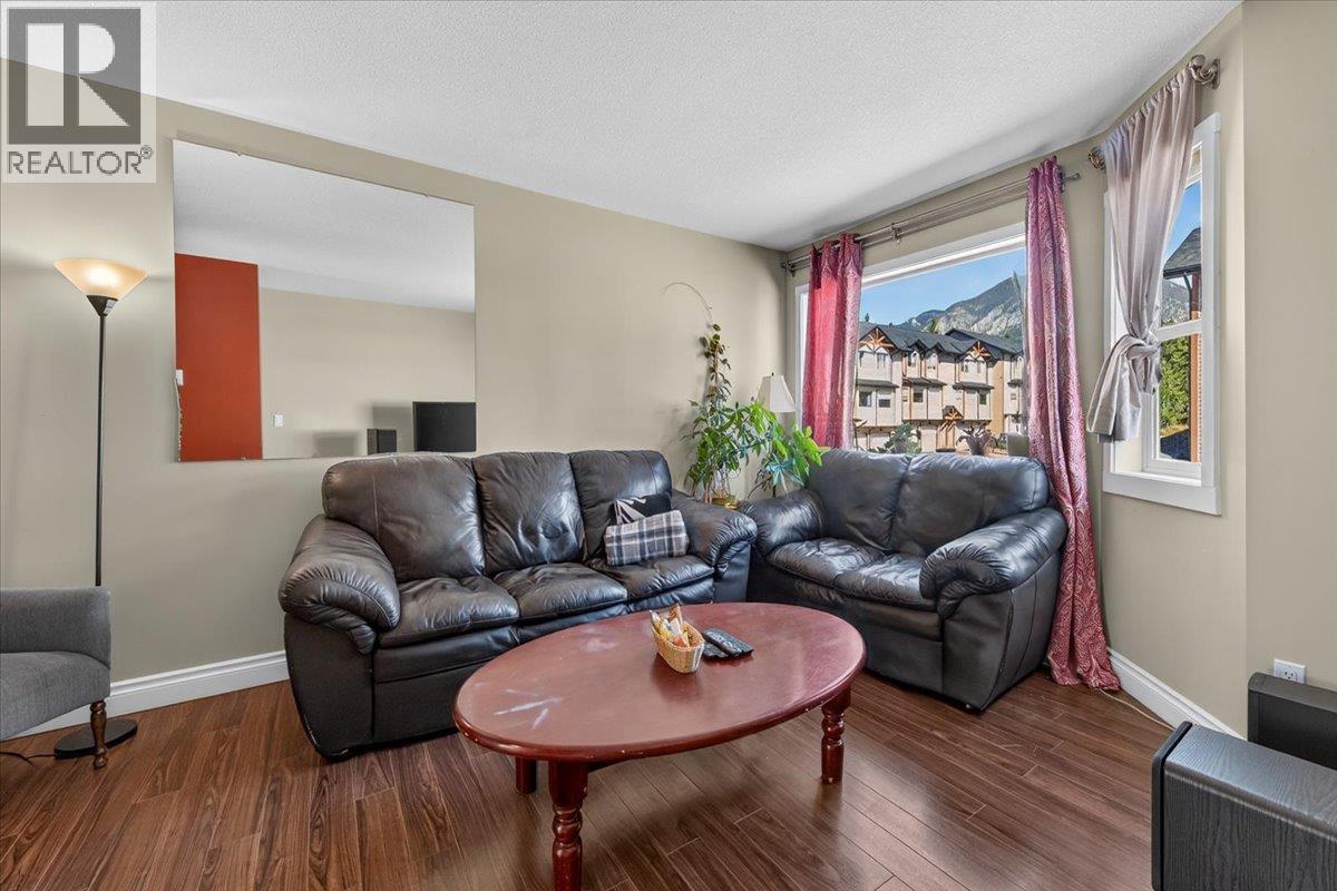 200 Black Forest Trail Unit# 711, Invermere, British Columbia  V0A 1K2 - Photo 4 - 10402394