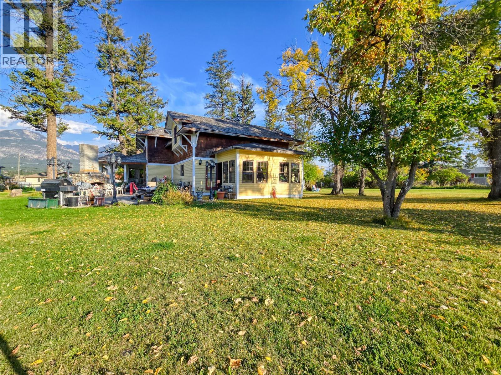 1018 5th Street, Invermere, British Columbia  V0A 1K0 - Photo 23 - 10401832