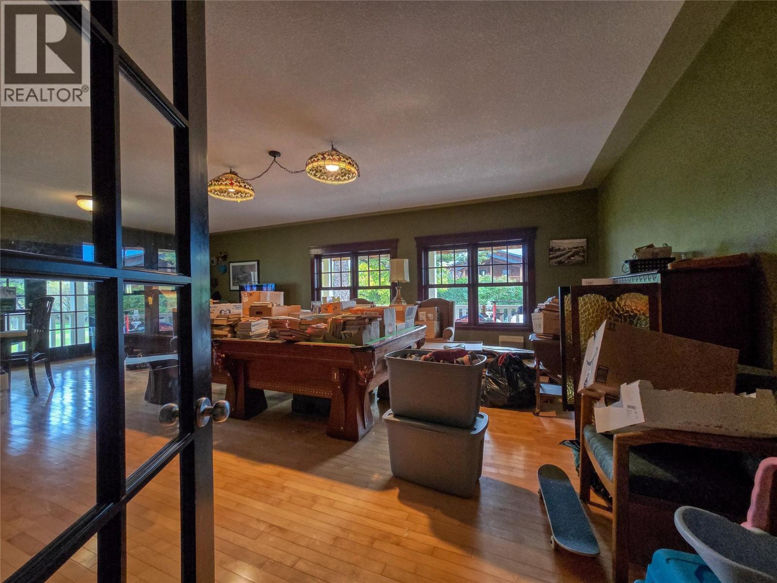 1018 5th Street, Invermere, British Columbia  V0A 1K0 - Photo 33 - 10401832