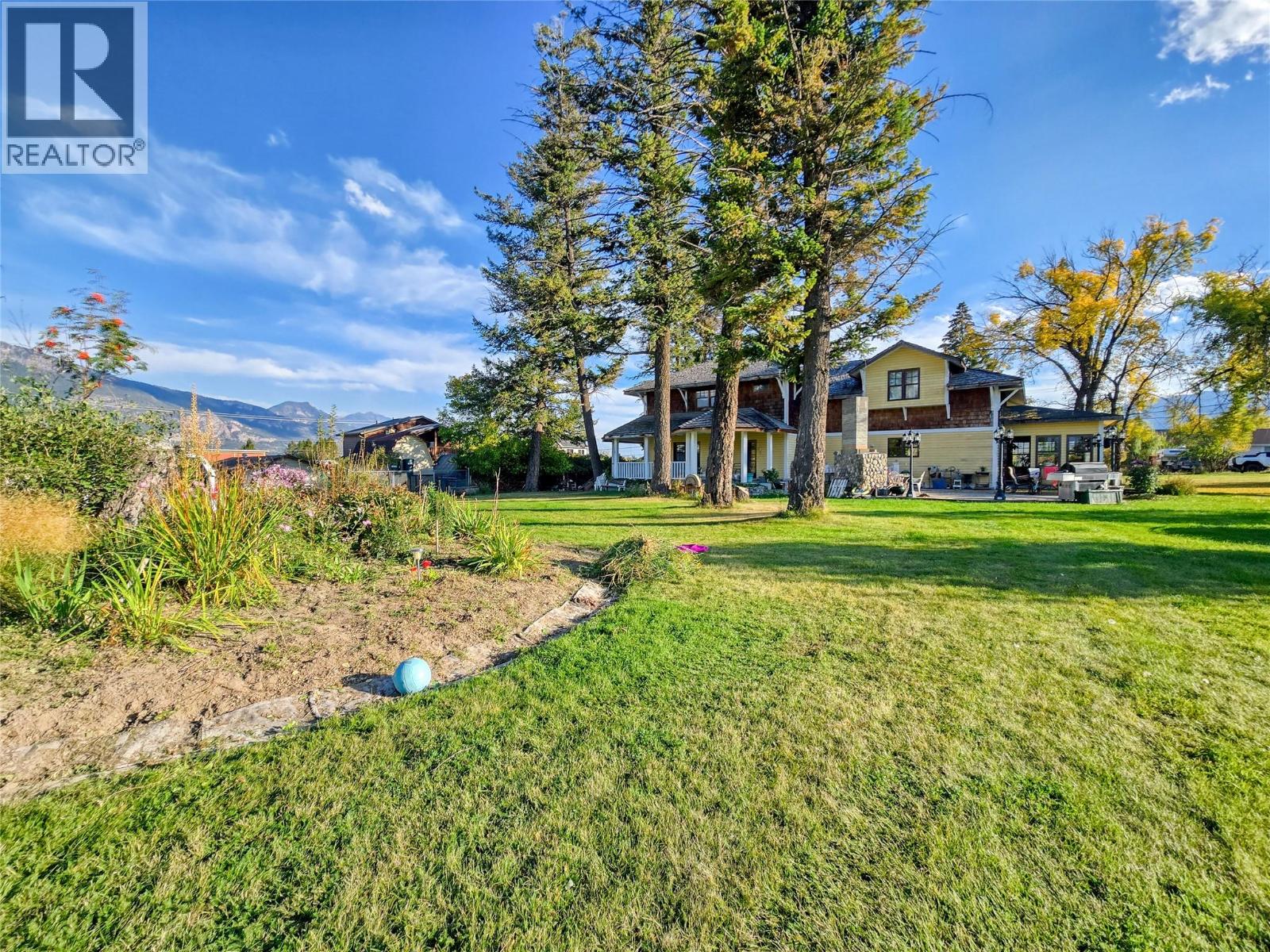 1018 5th Street, Invermere, British Columbia  V0A 1K0 - Photo 5 - 10401832