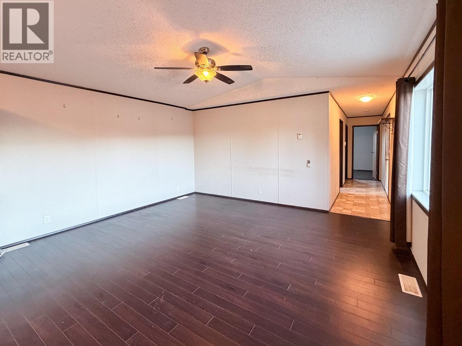 4821 Crescentwood Drive, Edgewater, British Columbia  V0A 1E0 - Photo 10 - 10402405