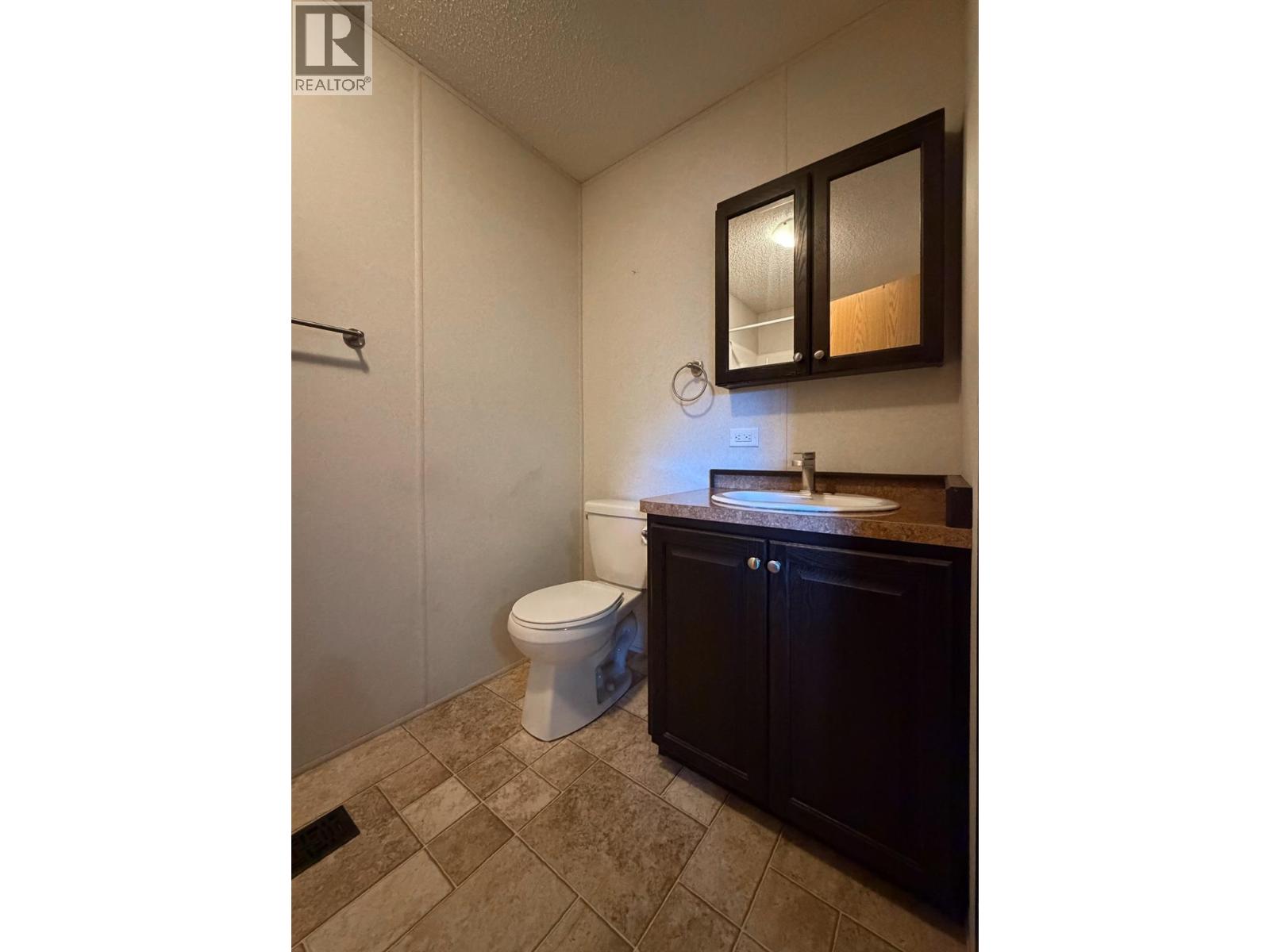 4821 Crescentwood Drive, Edgewater, British Columbia  V0A 1E0 - Photo 18 - 10402405