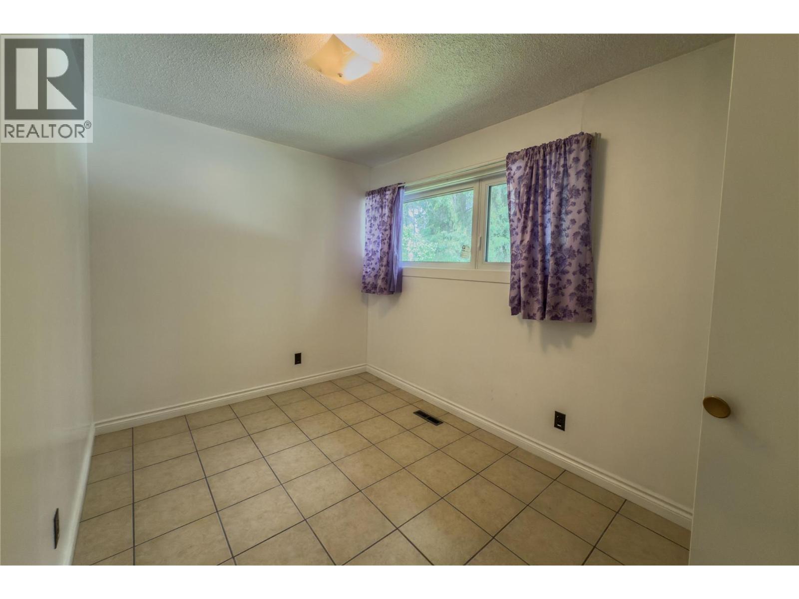 1691 Oberg Johnson Road, Golden, British Columbia  V0A 1H1 - Photo 8 - 10402519