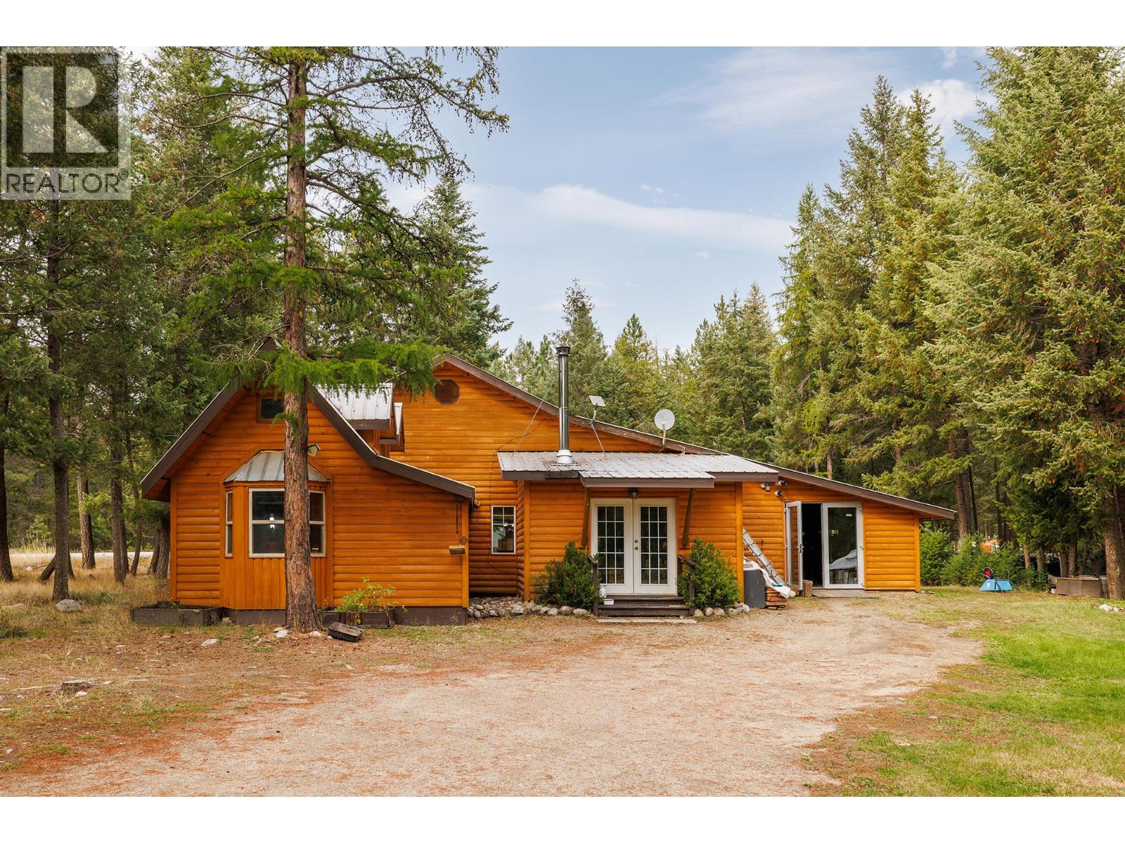 6350 33 Highway Unit# 22, Beaverdell, British Columbia  V0A 1H0 - Photo 2 - 10402317
