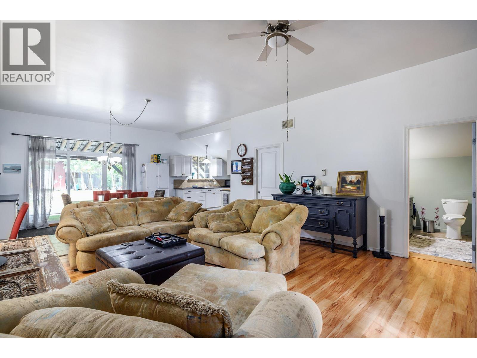 6350 33 Highway Unit# 22, Beaverdell, British Columbia  V0A 1H0 - Photo 4 - 10402317