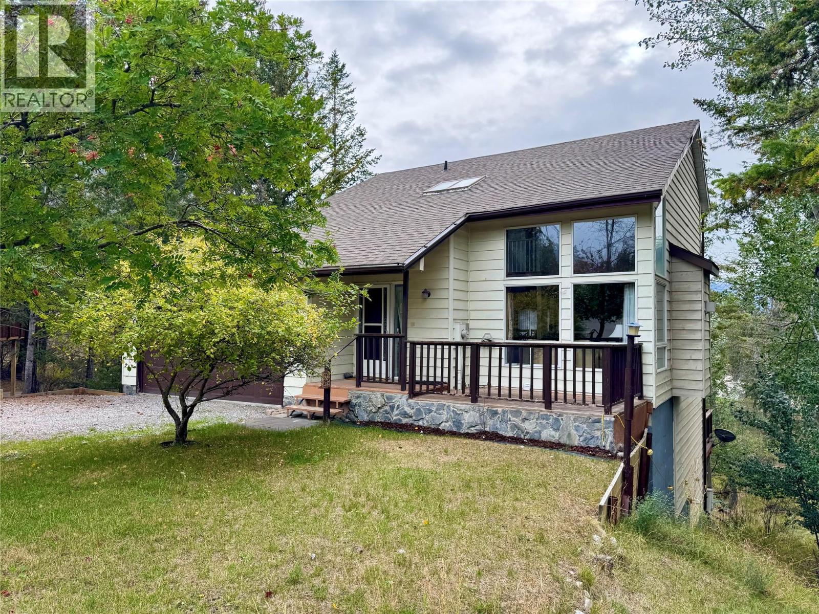 4978 TIMBERSIDE Place, Invermere, British Columbia