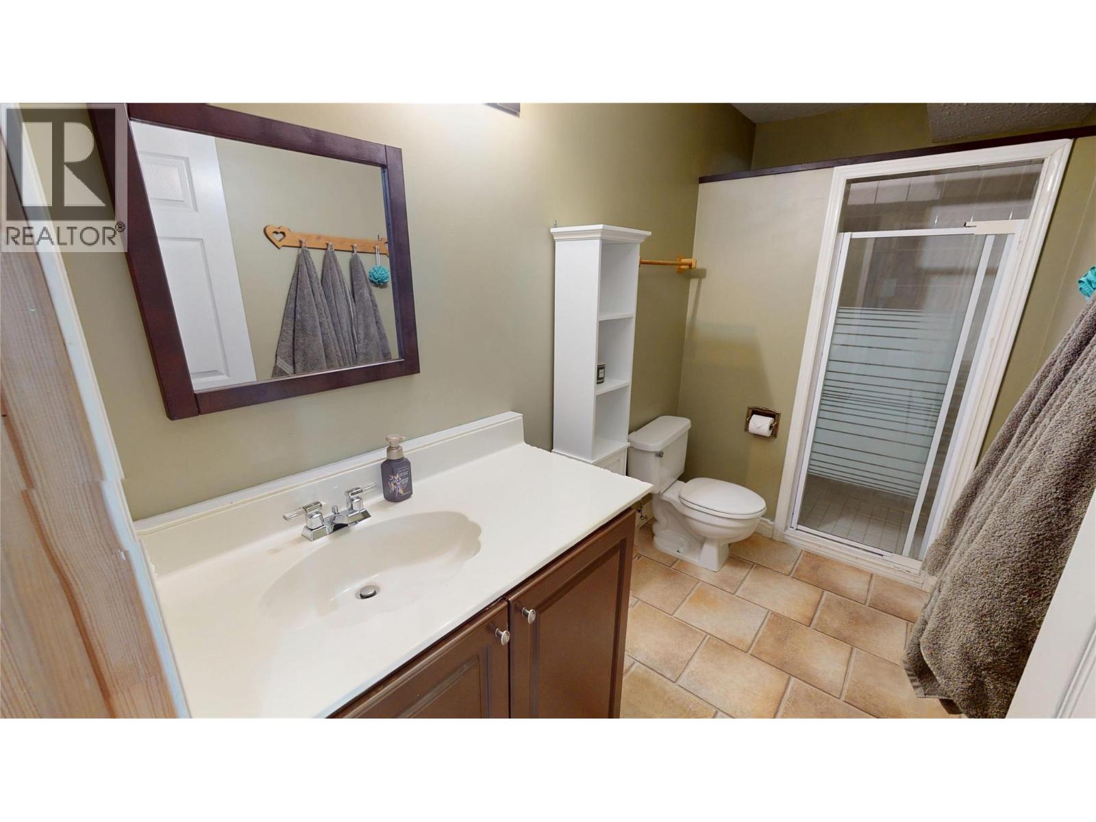4978 Timberside Place, Invermere, British Columbia  V0A 1K3 - Photo 16 - 10402432