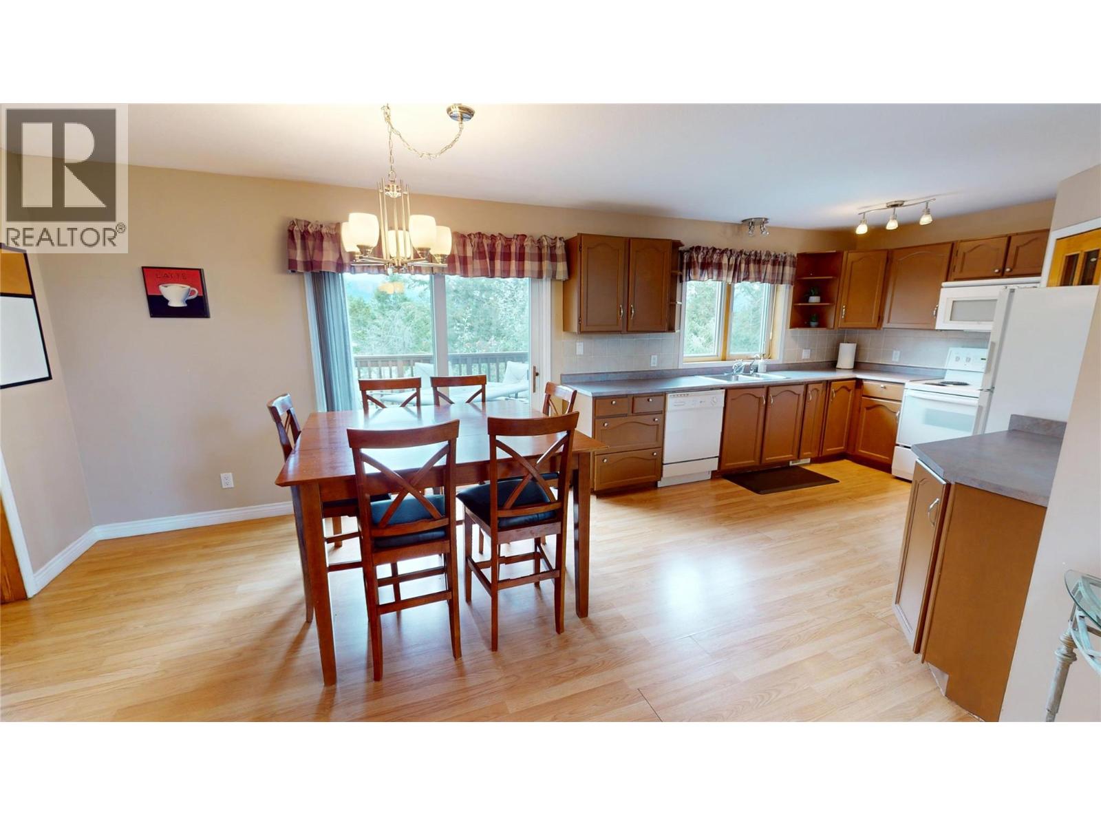 4978 Timberside Place, Invermere, British Columbia  V0A 1K3 - Photo 6 - 10402432