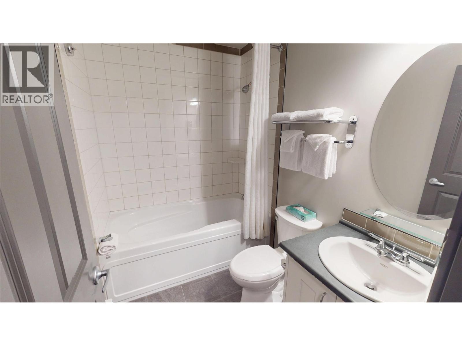 2064 Summit Drive Unit# 106, Panorama, British Columbia  V0A 1T0 - Photo 15 - 10402613