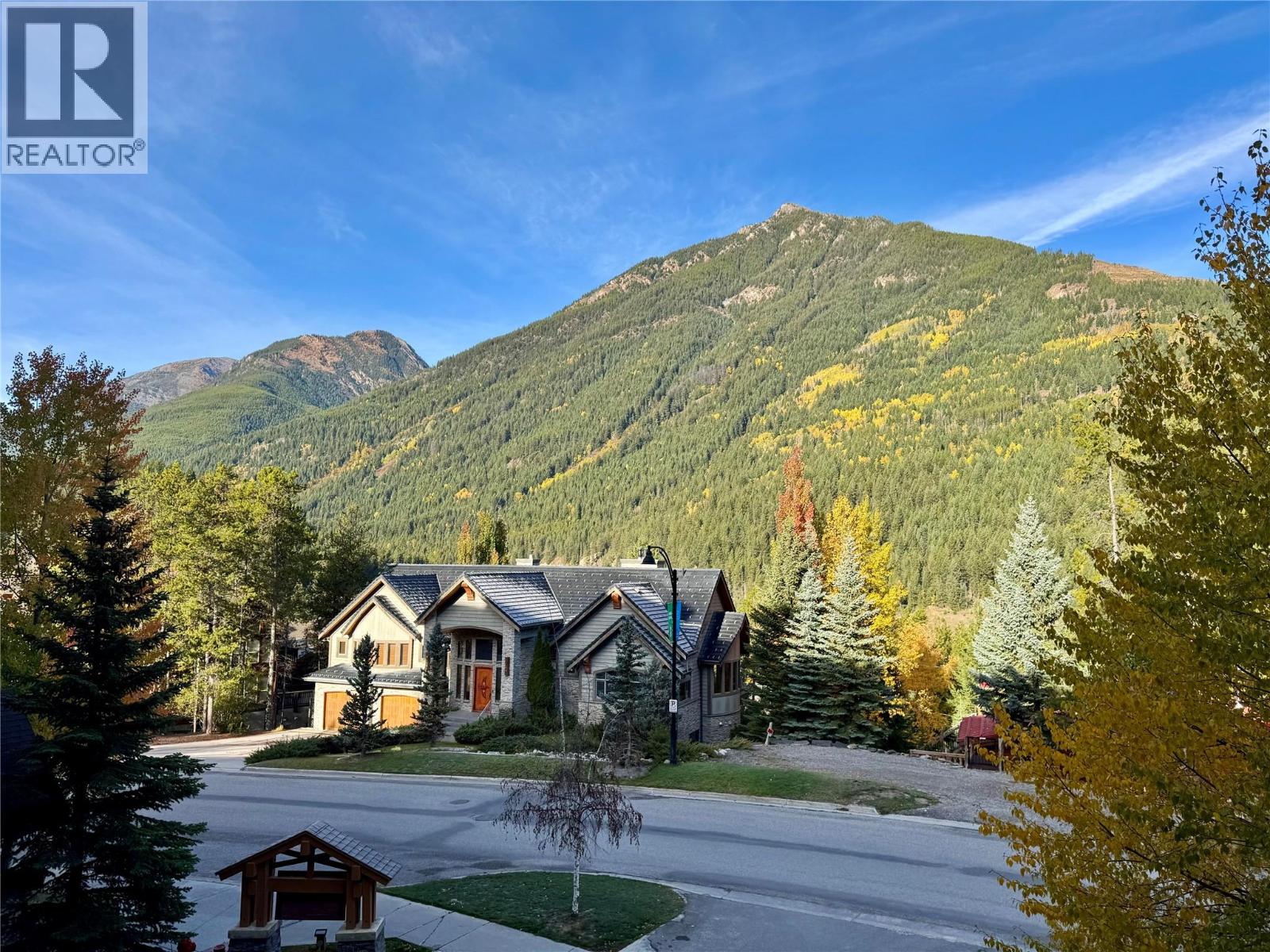 2064 Summit Drive Unit# 106, Panorama, British Columbia  V0A 1T0 - Photo 4 - 10402613