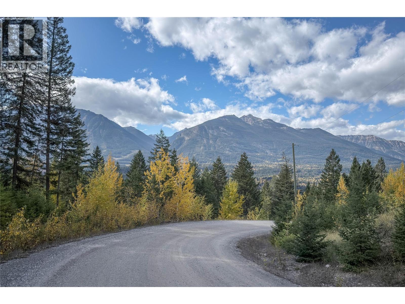 1260 WHITETAIL Drive, Golden, British Columbia