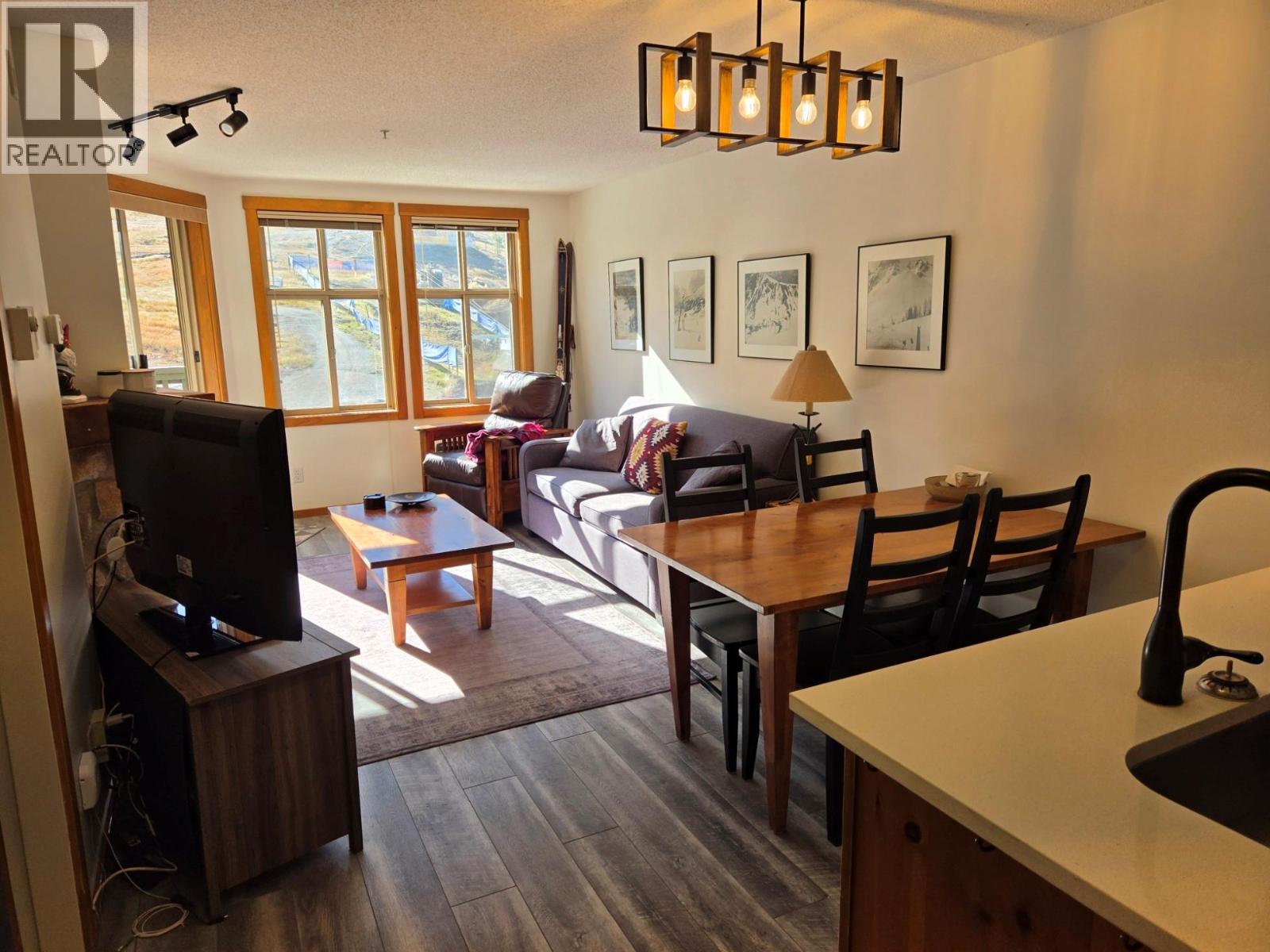 2050 Summit Drive Unit# 303, Panorama, British Columbia  V0A 1T0 - Photo 13 - 10403002