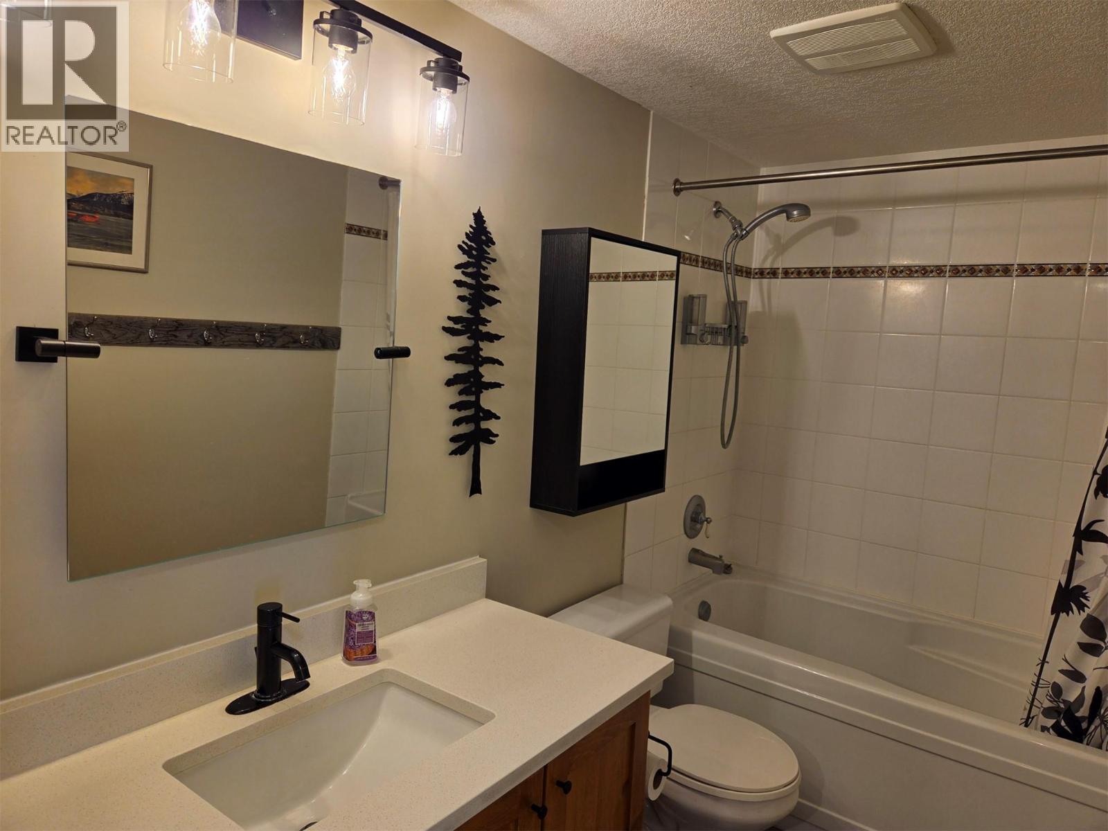 2050 Summit Drive Unit# 303, Panorama, British Columbia  V0A 1T0 - Photo 15 - 10403002