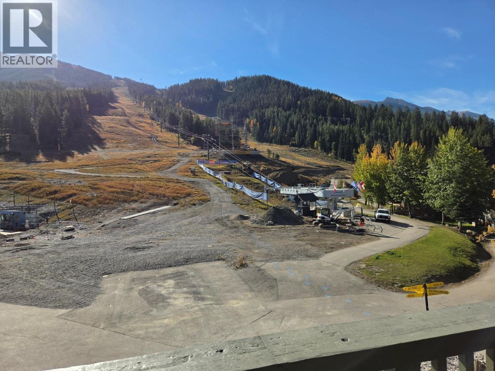 2050 Summit Drive Unit# 303, Panorama, British Columbia  V0A 1T0 - Photo 2 - 10403002