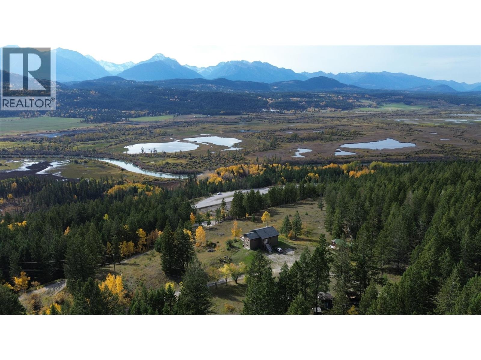 2660 95 Highway, Brisco, British Columbia