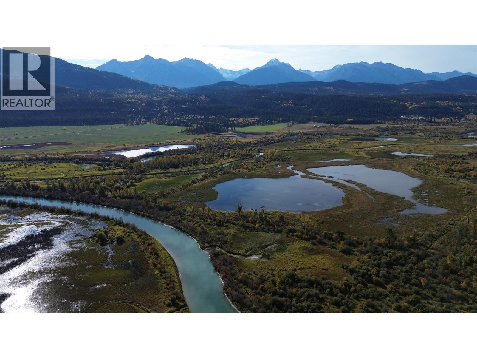 2660 95 Highway, Brisco, British Columbia  V0A 1B0 - Photo 39 - 10403277