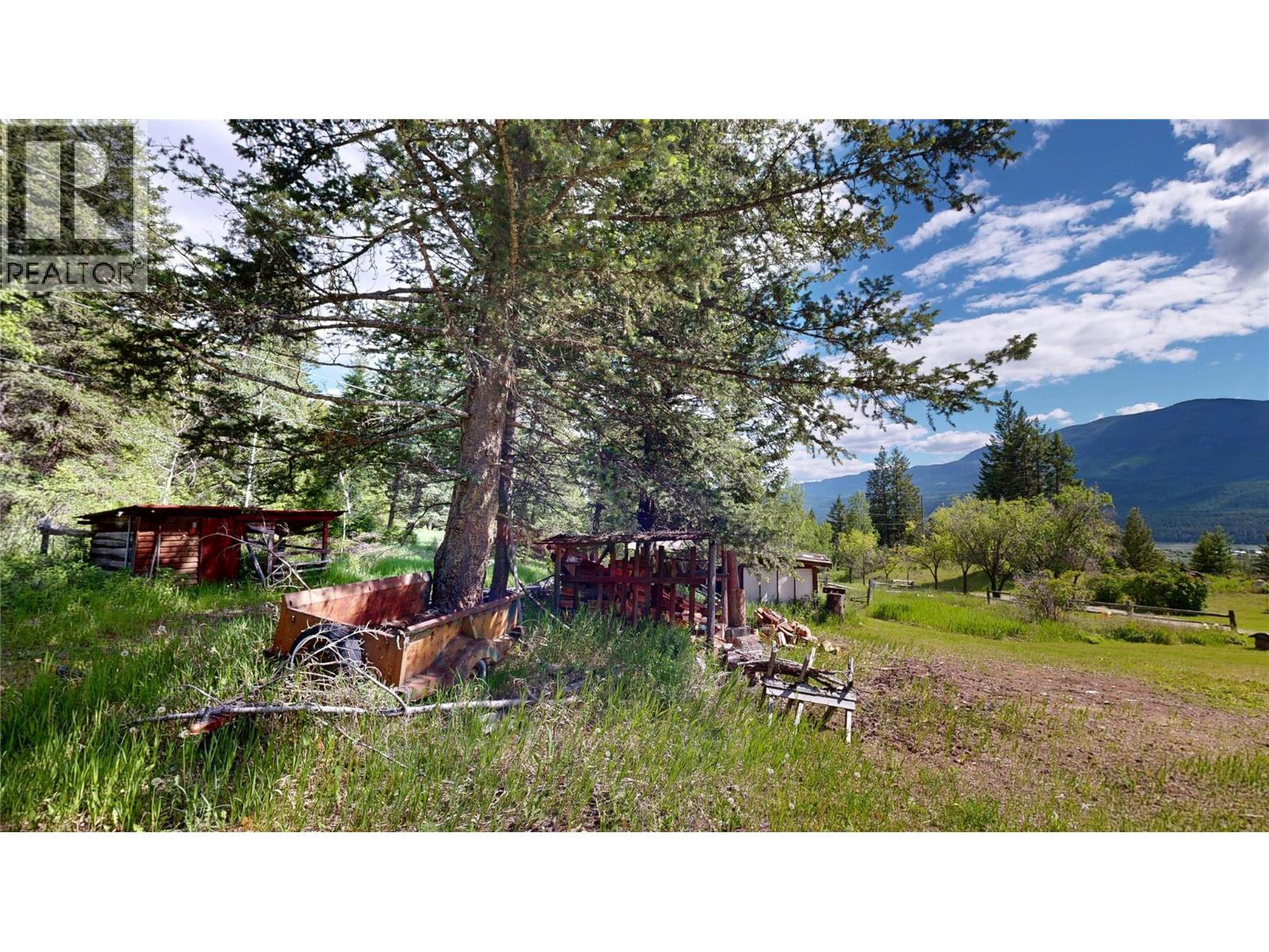 2660 95 Highway, Brisco, British Columbia  V0A 1B0 - Photo 52 - 10403277