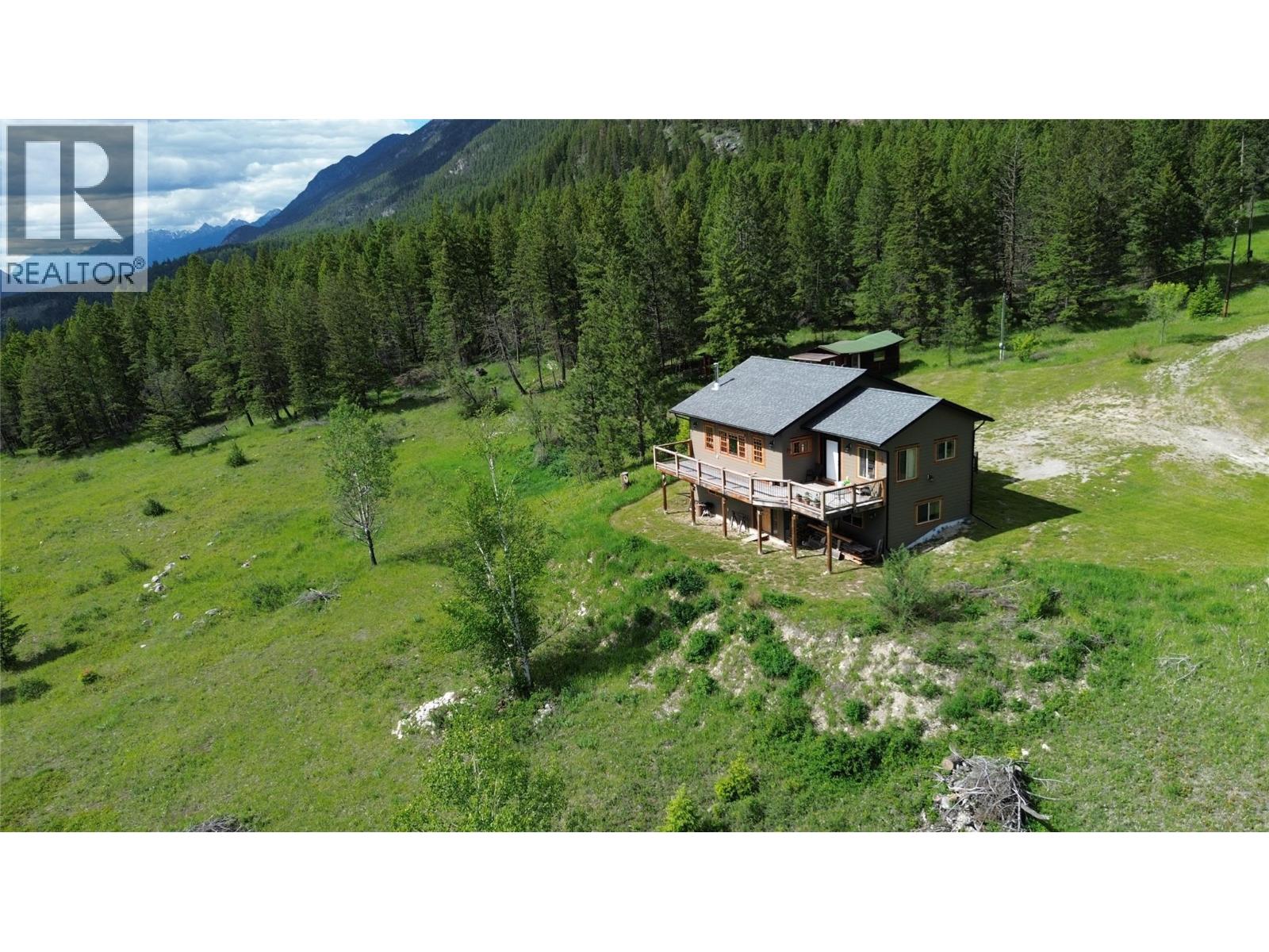 2660 95 Highway, Brisco, British Columbia  V0A 1B0 - Photo 65 - 10403277