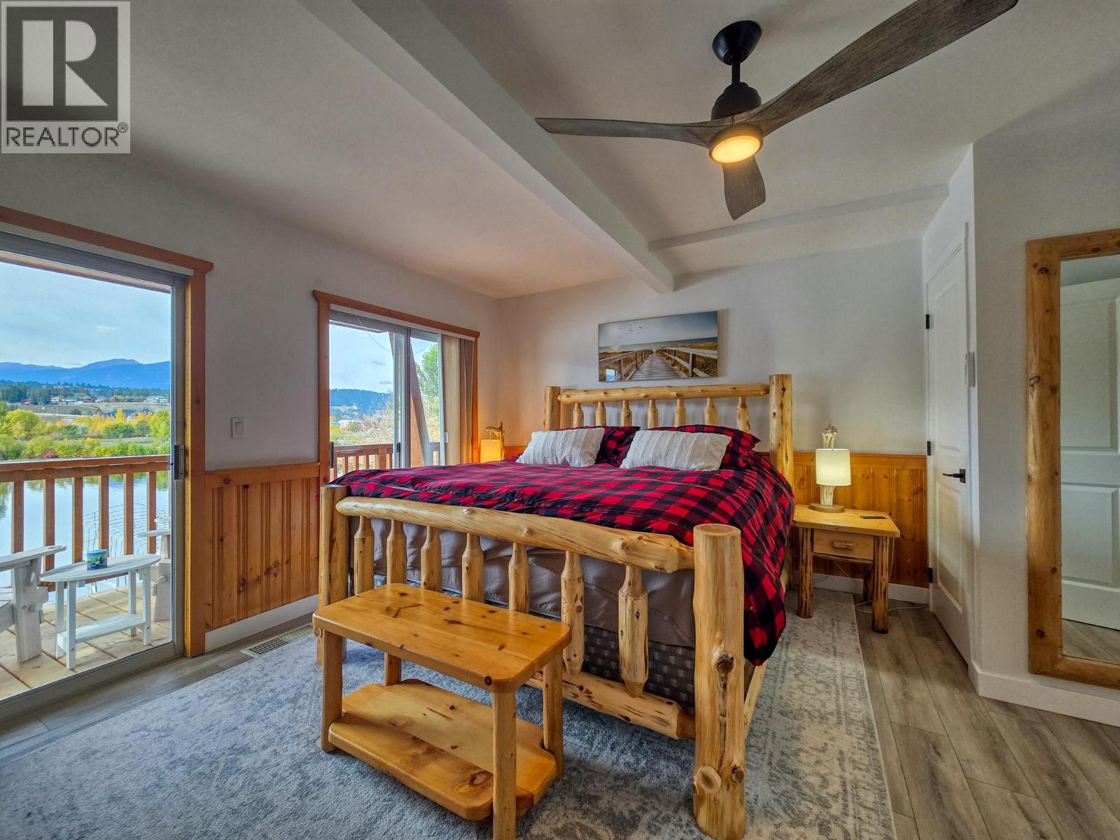 449 Lakeview Place, Invermere, British Columbia  V0A 1K3 - Photo 15 - 10403144