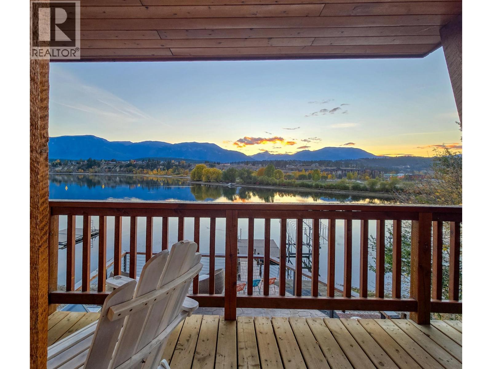 449 Lakeview Place, Invermere, British Columbia  V0A 1K3 - Photo 16 - 10403144