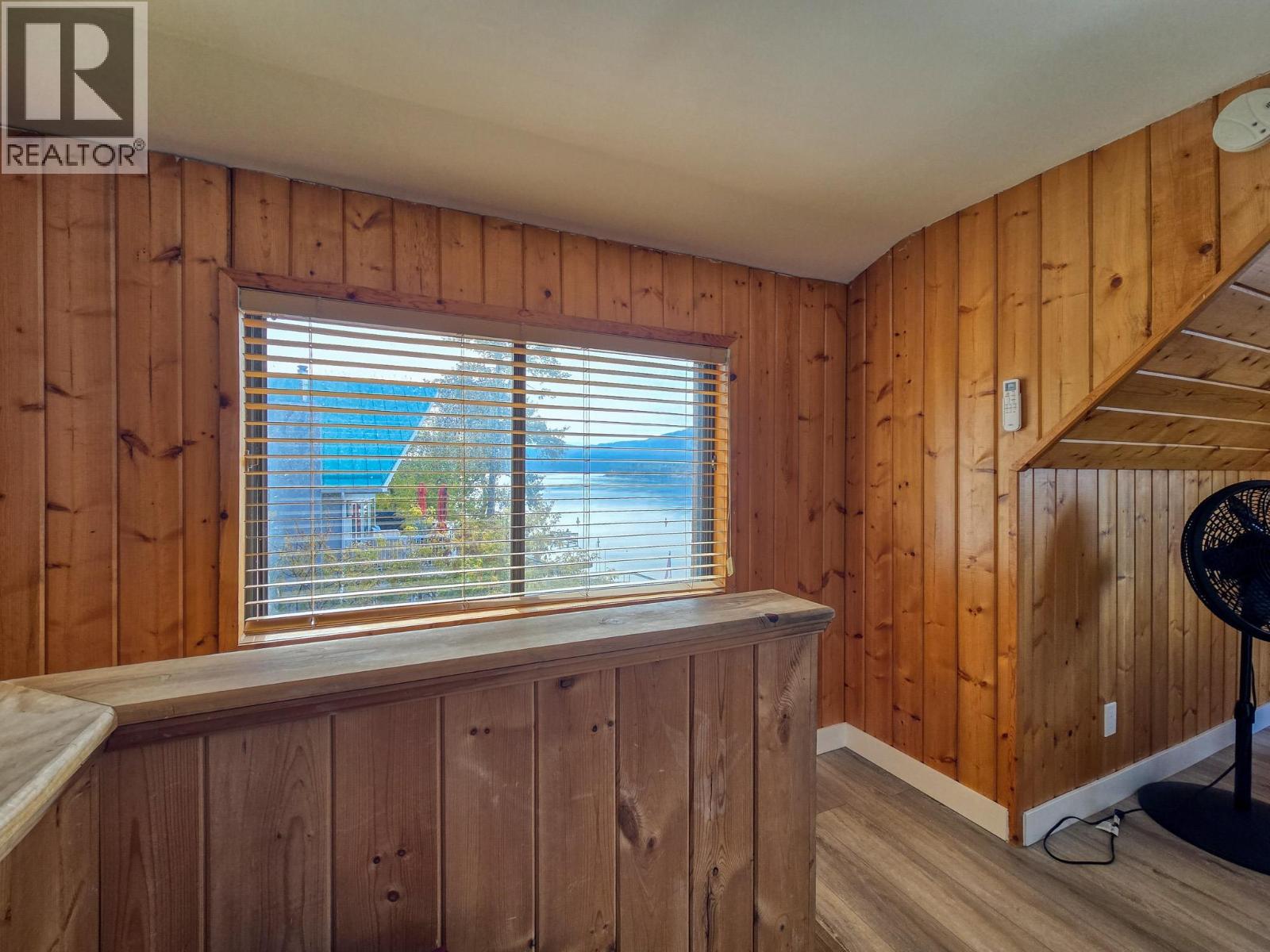 449 Lakeview Place, Invermere, British Columbia  V0A 1K3 - Photo 27 - 10403144