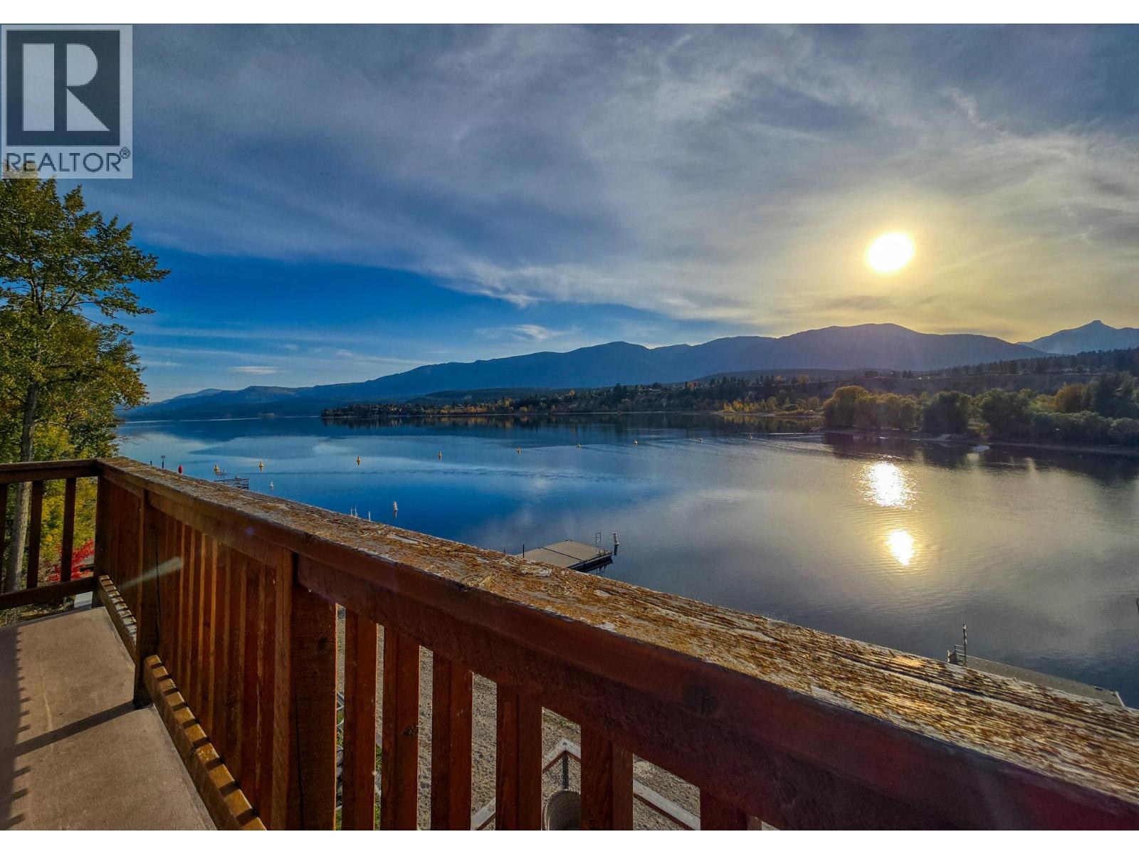 449 Lakeview Place, Invermere, British Columbia  V0A 1K3 - Photo 35 - 10403144