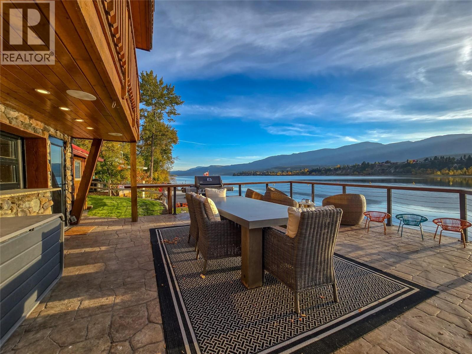449 Lakeview Place, Invermere, British Columbia  V0A 1K3 - Photo 57 - 10403144