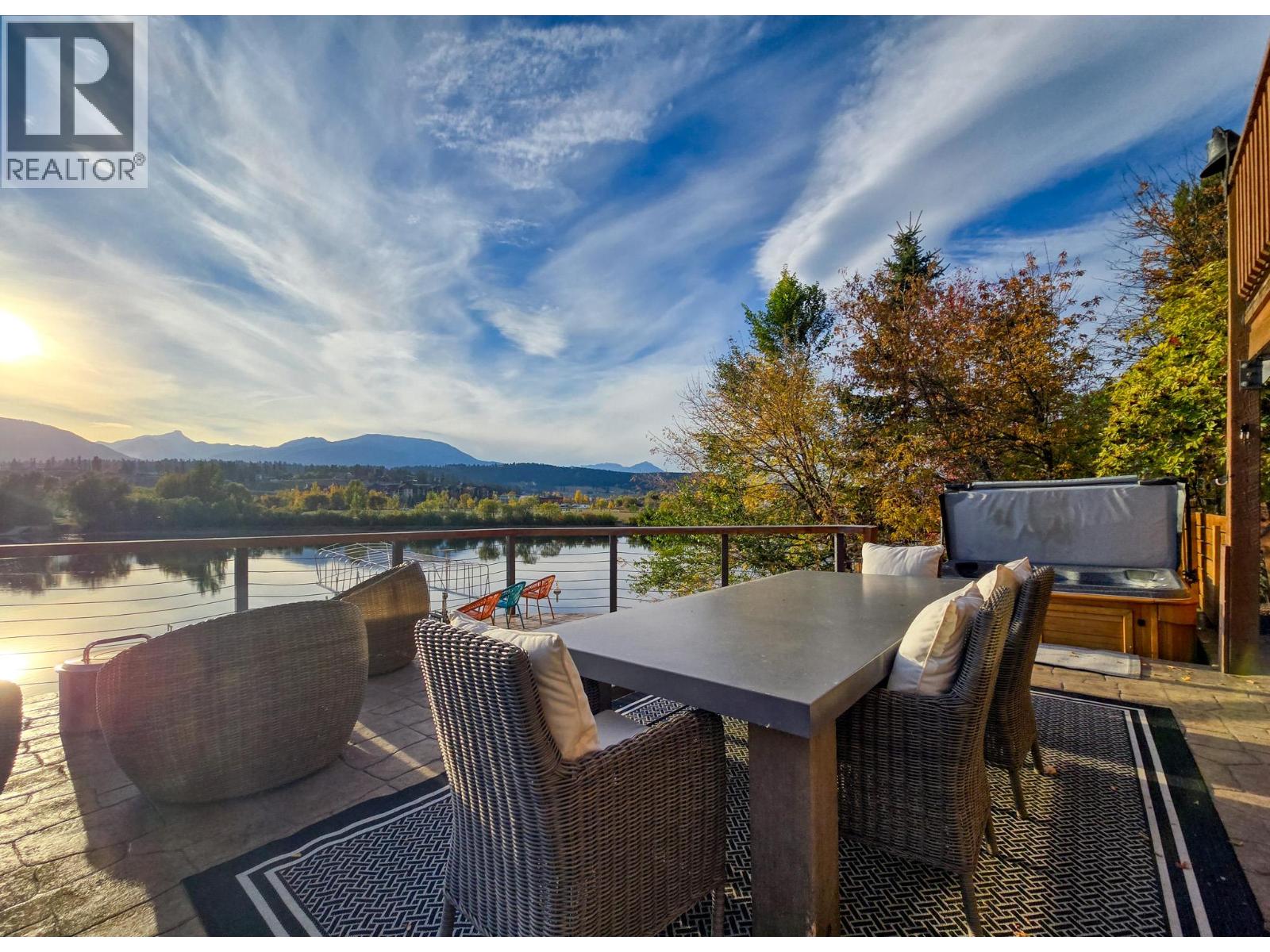 449 Lakeview Place, Invermere, British Columbia  V0A 1K3 - Photo 61 - 10403144