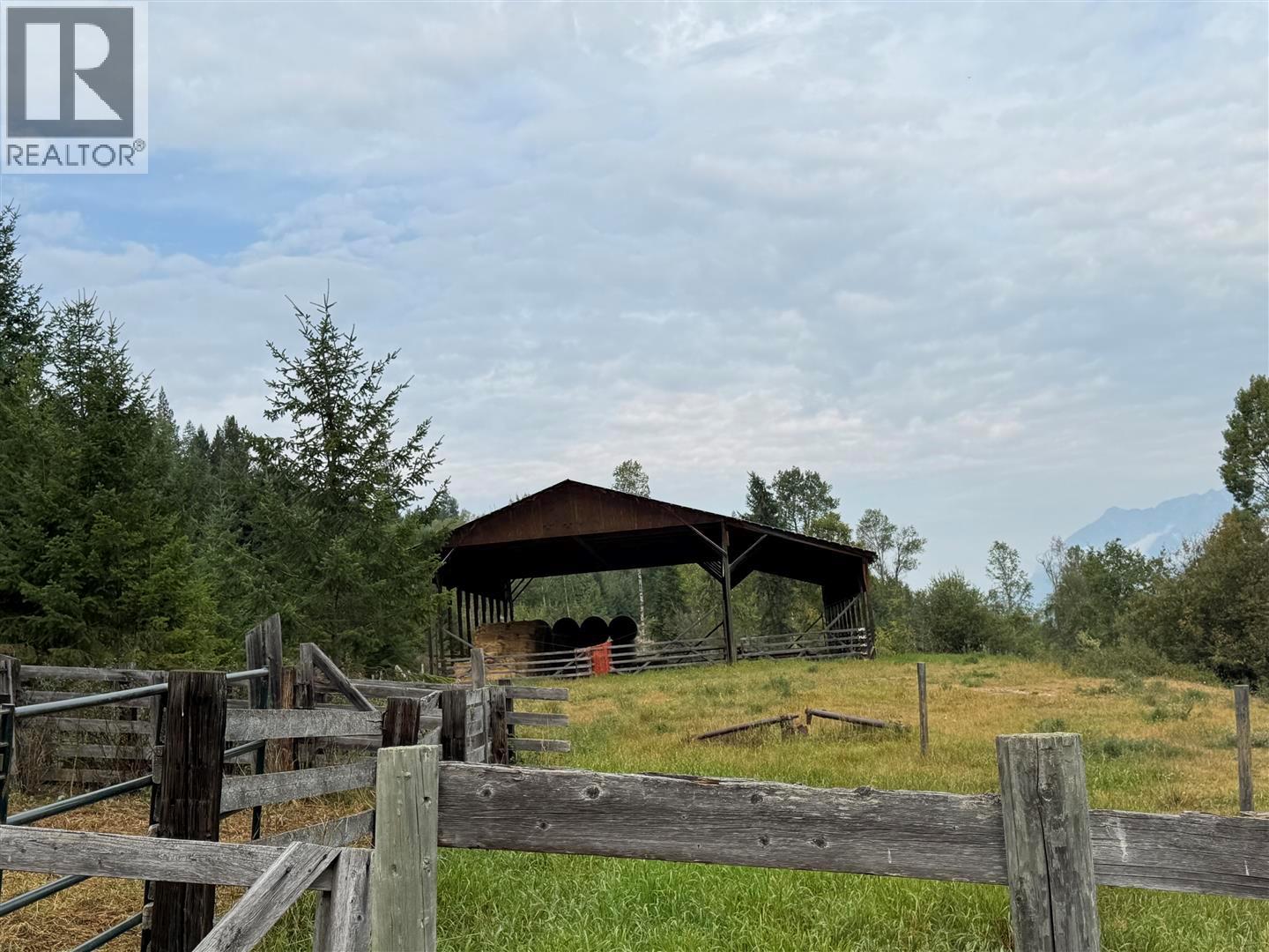 3918 Sanborn Road, Parson, British Columbia  V0A 1L0 - Photo 14 - 10403308