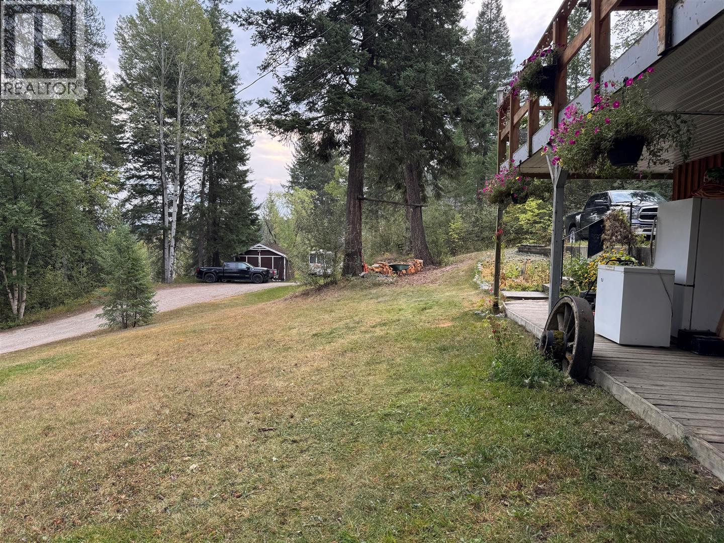 3918 Sanborn Road, Parson, British Columbia  V0A 1L0 - Photo 18 - 10403308