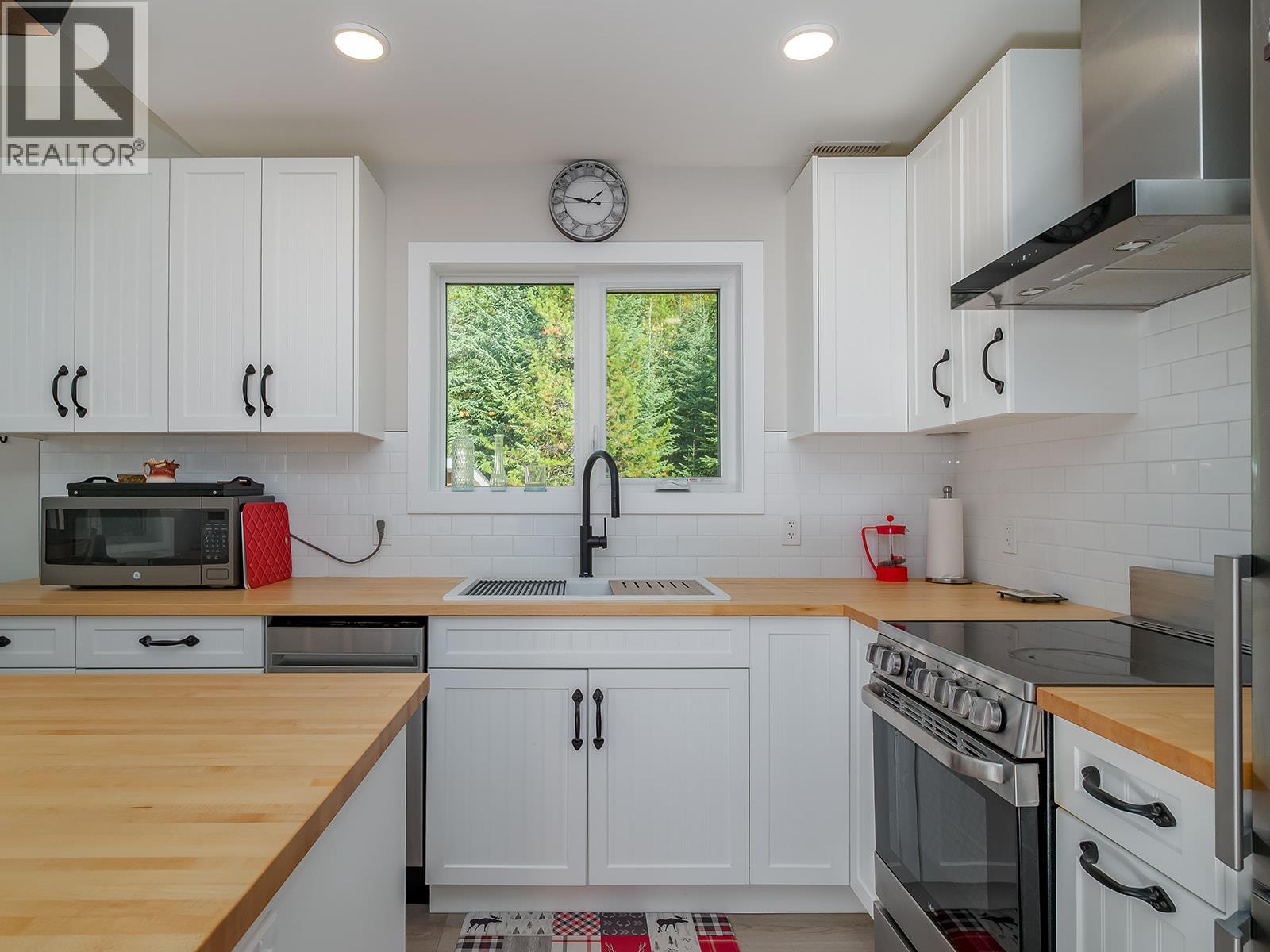 2423 Goat Mountain View Road, Golden, British Columbia  V0A 1H1 - Photo 11 - 10403435