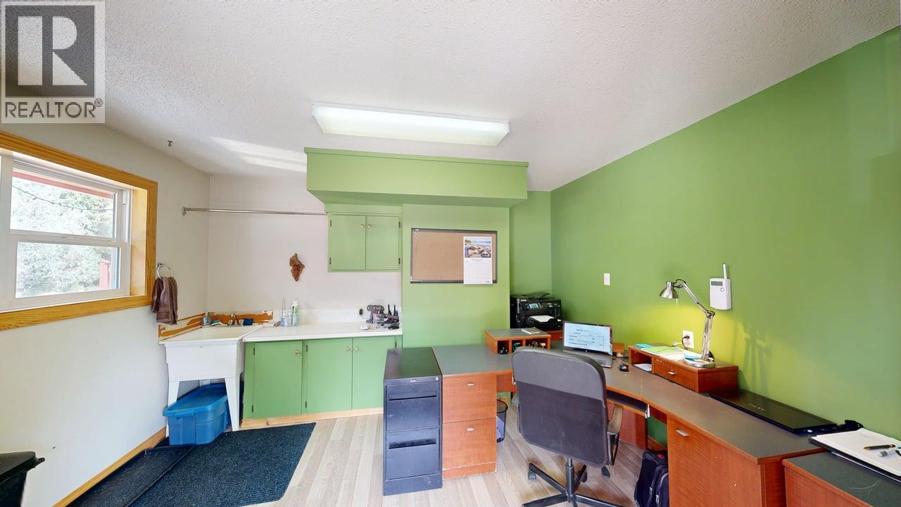 1693 Oberg Johnson Road, Golden, British Columbia  V0A 1H1 - Photo 25 - 10402854