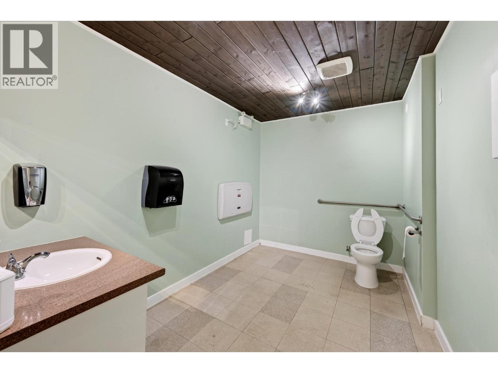 909 11th Avenue S, Golden, British Columbia  V0A 1H0 - Photo 27 - 10403613