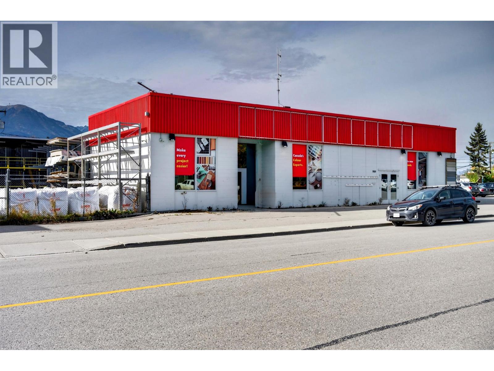 909 11th Avenue S, Golden, British Columbia  V0A 1H0 - Photo 3 - 10403613