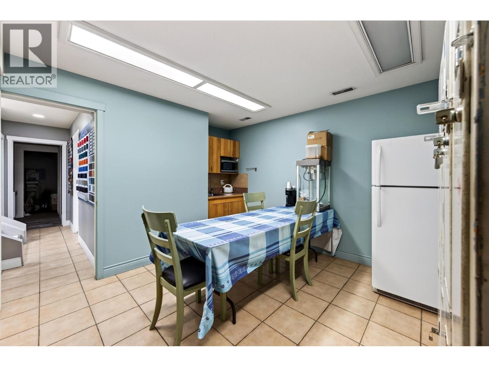 909 11th Avenue S, Golden, British Columbia  V0A 1H0 - Photo 33 - 10403613