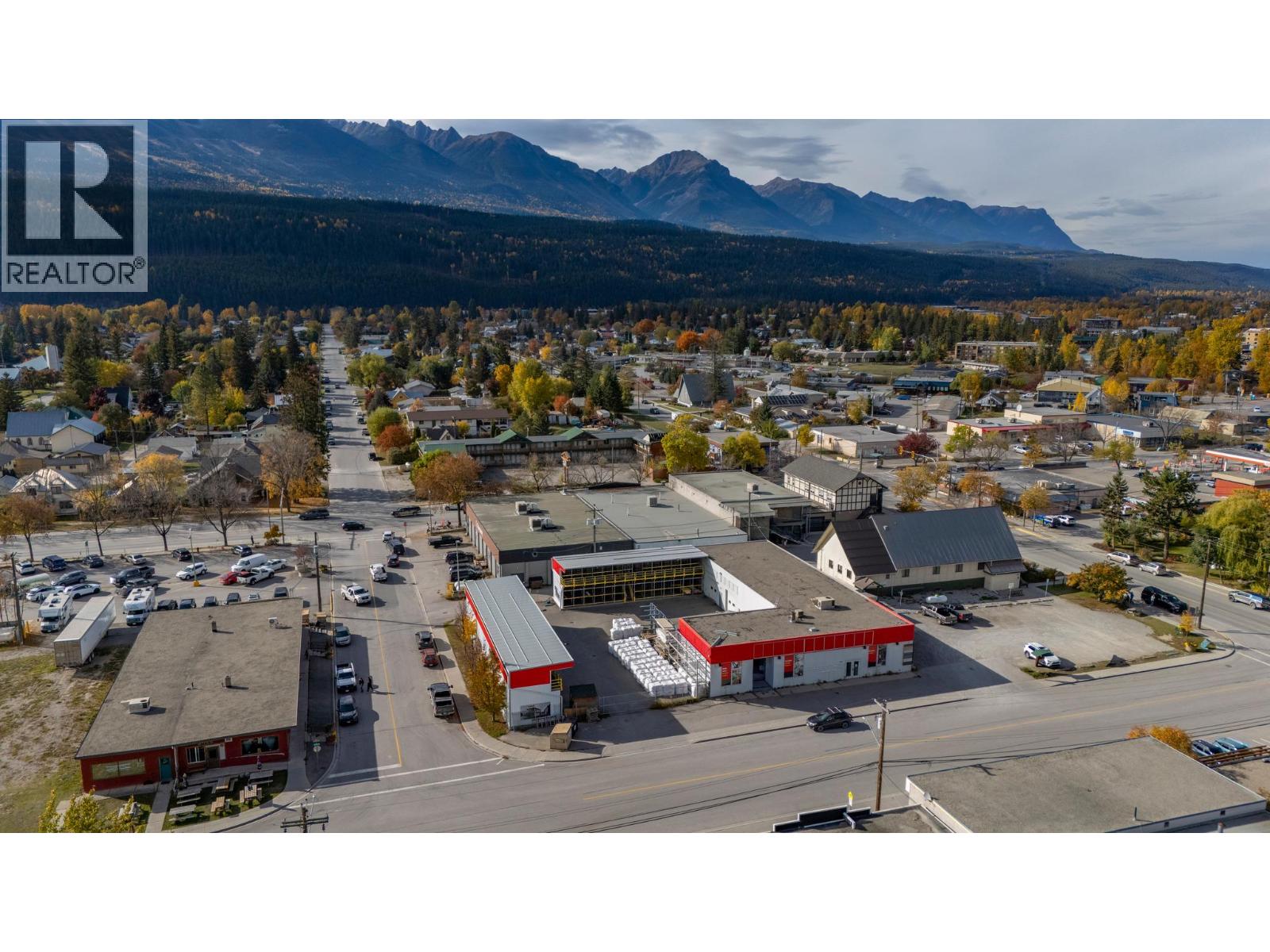 909 11th Avenue S, Golden, British Columbia  V0A 1H0 - Photo 39 - 10403613