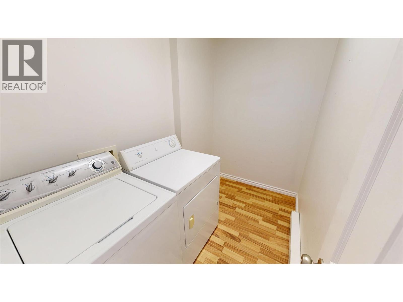 5775 Columbia Road, Edgewater, British Columbia  V0A 1E0 - Photo 8 - 10403693