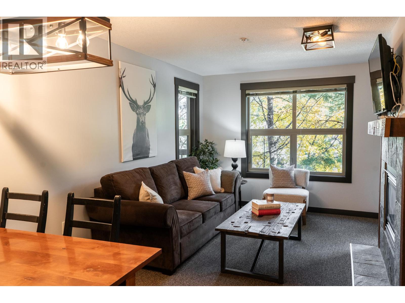 2070 Summit Drive Drive Unit# 306, Panorama, British Columbia  V0A 1T0 - Photo 2 - 10403928
